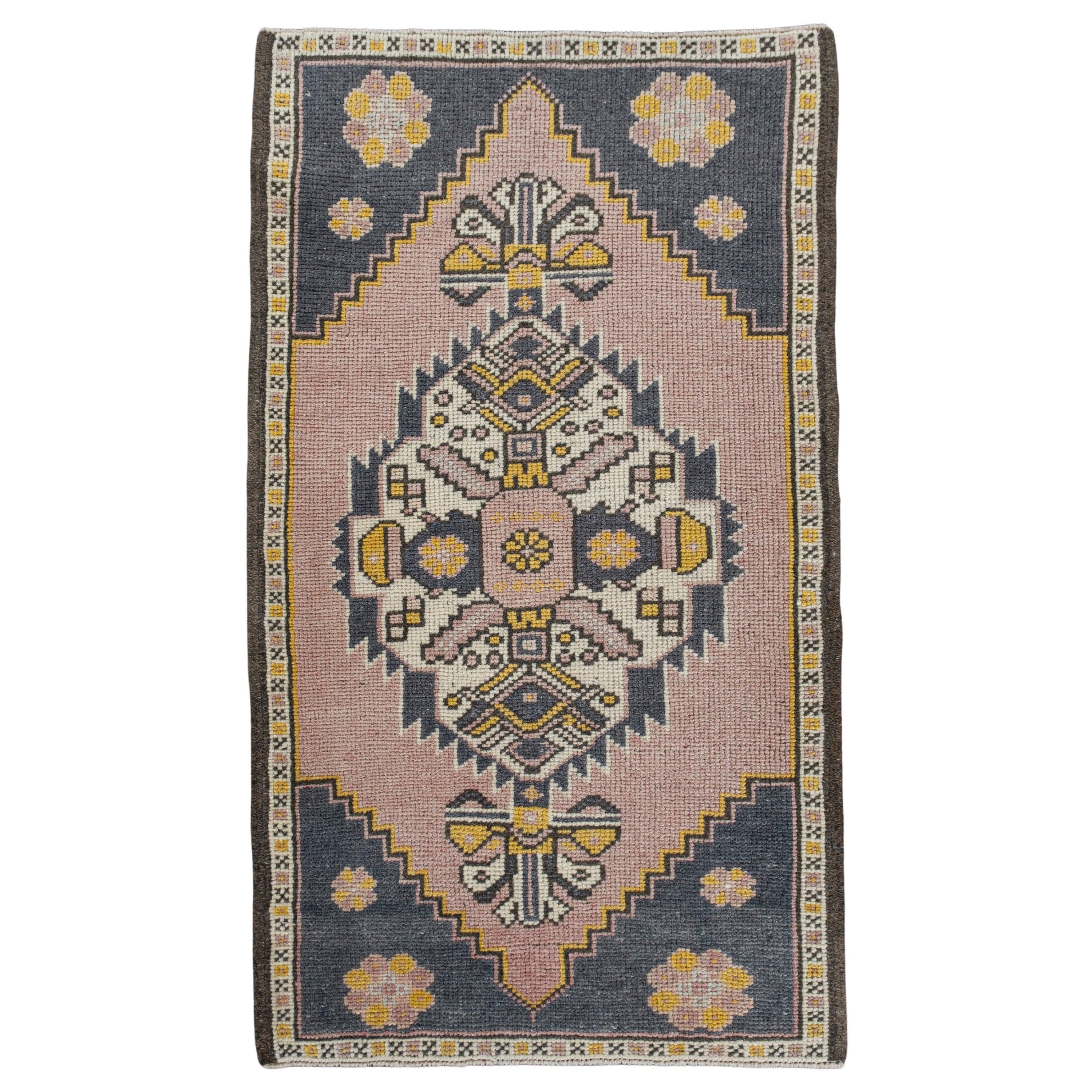 Mini Alfombra Turca Vintage Oriental Anudada a Mano 1'9" x 3'1" #10226