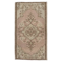 Orientalischer handgeknüpfter türkischer Vintage-Miniteppich 1'9" x 3'2" #10397