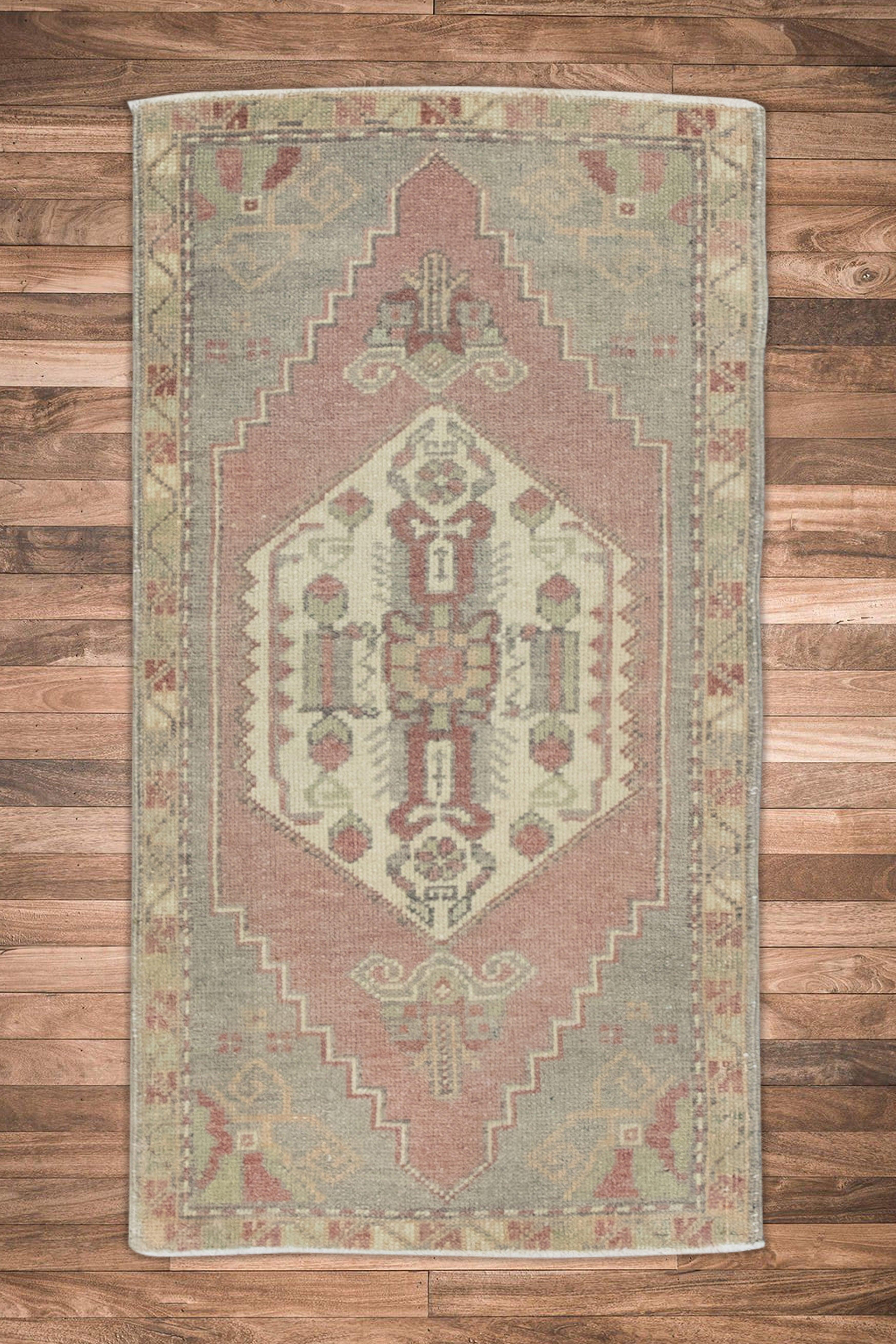 Oriental Hand Knotted Vintage Turkish Mini Rug 1'9