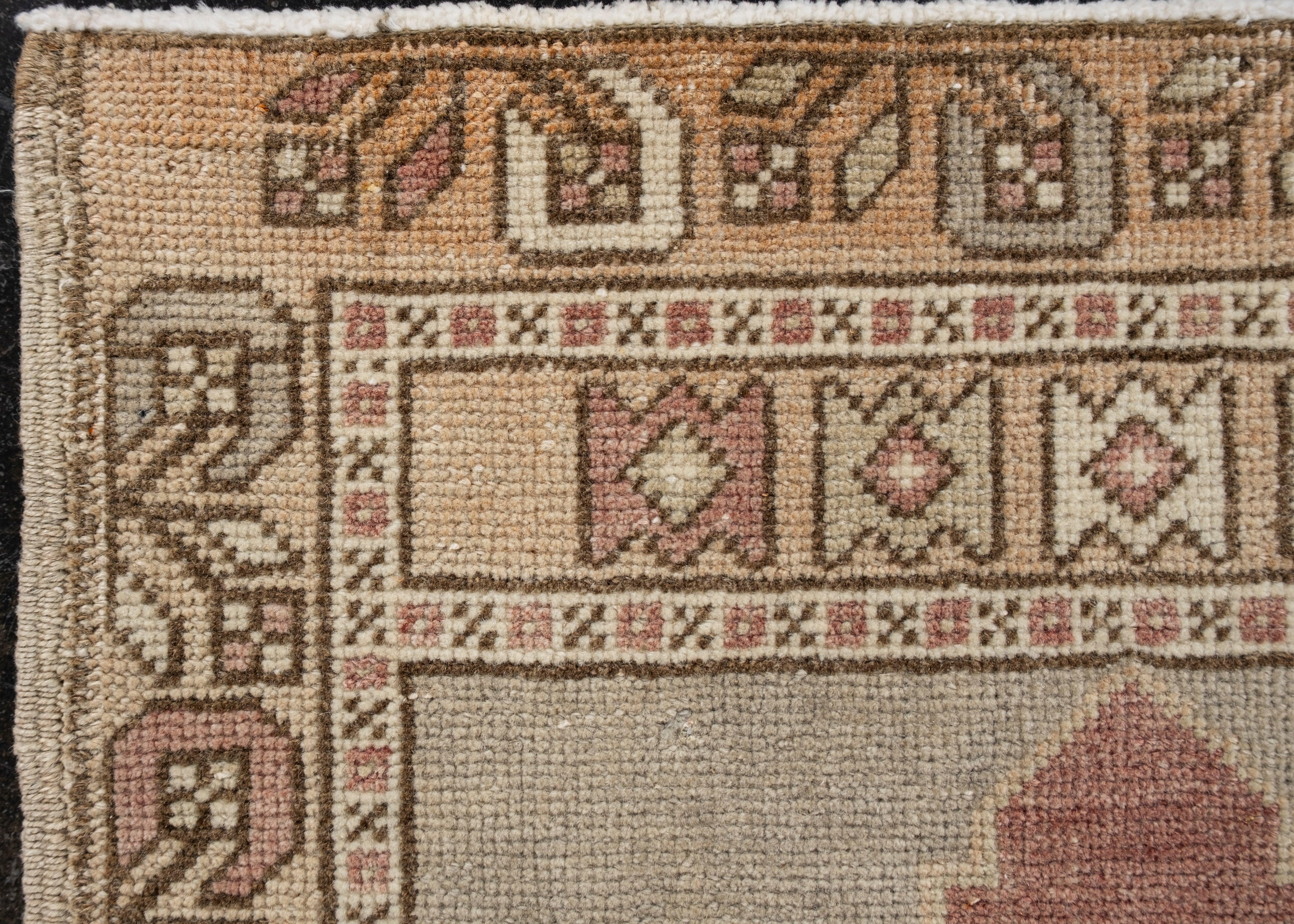 Mini tapis turc vintage noué à la main 1'9