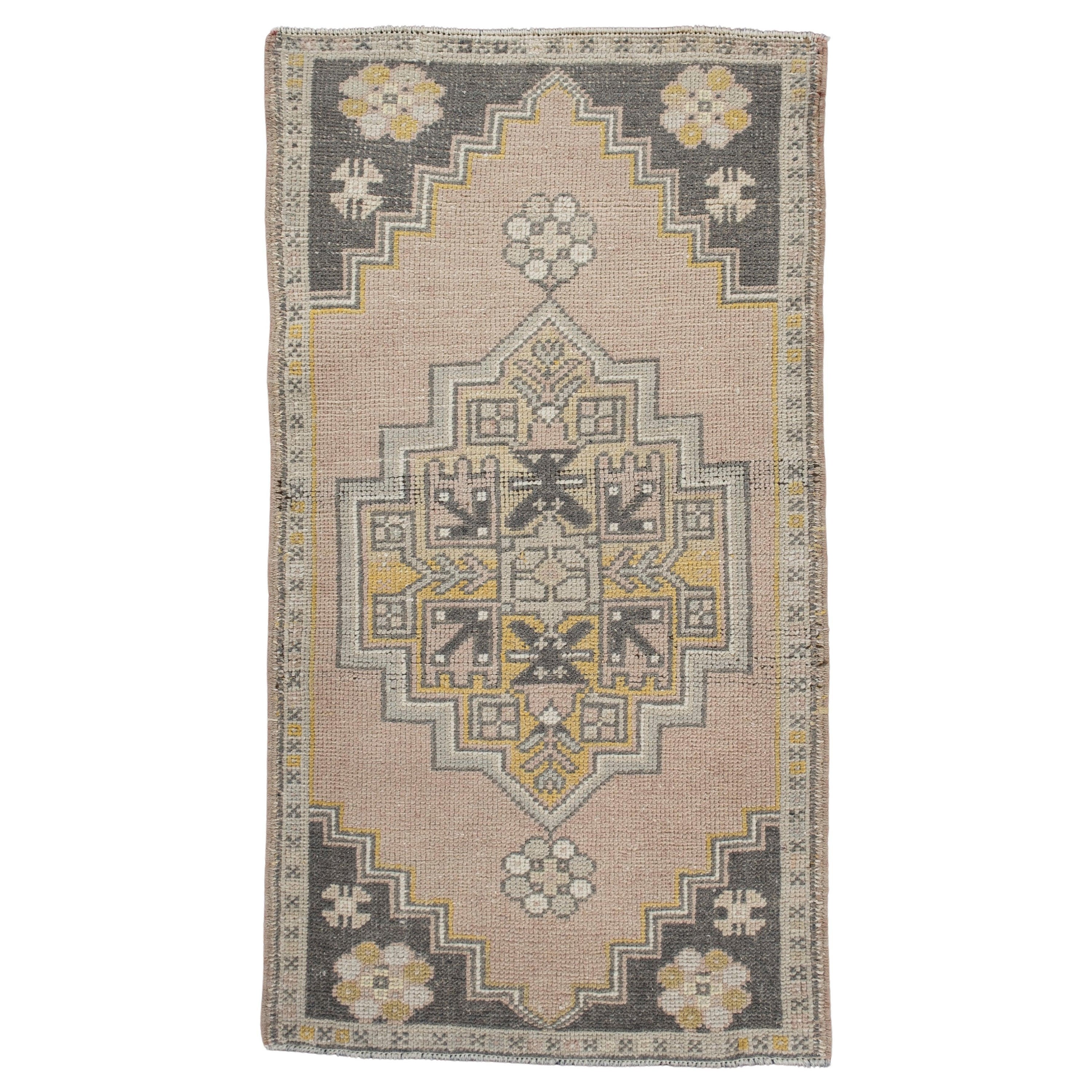 Mini Alfombra Turca Vintage Oriental Anudada a Mano 1'9" x 3'3" #10583