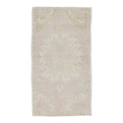 Orientalischer handgeknüpfter türkischer Vintage-Miniteppich 1'9" x 3'4" #9043