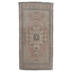 Orientalischer handgeknüpfter türkischer Vintage-Miniteppich 1'9" x 3'5" #10135