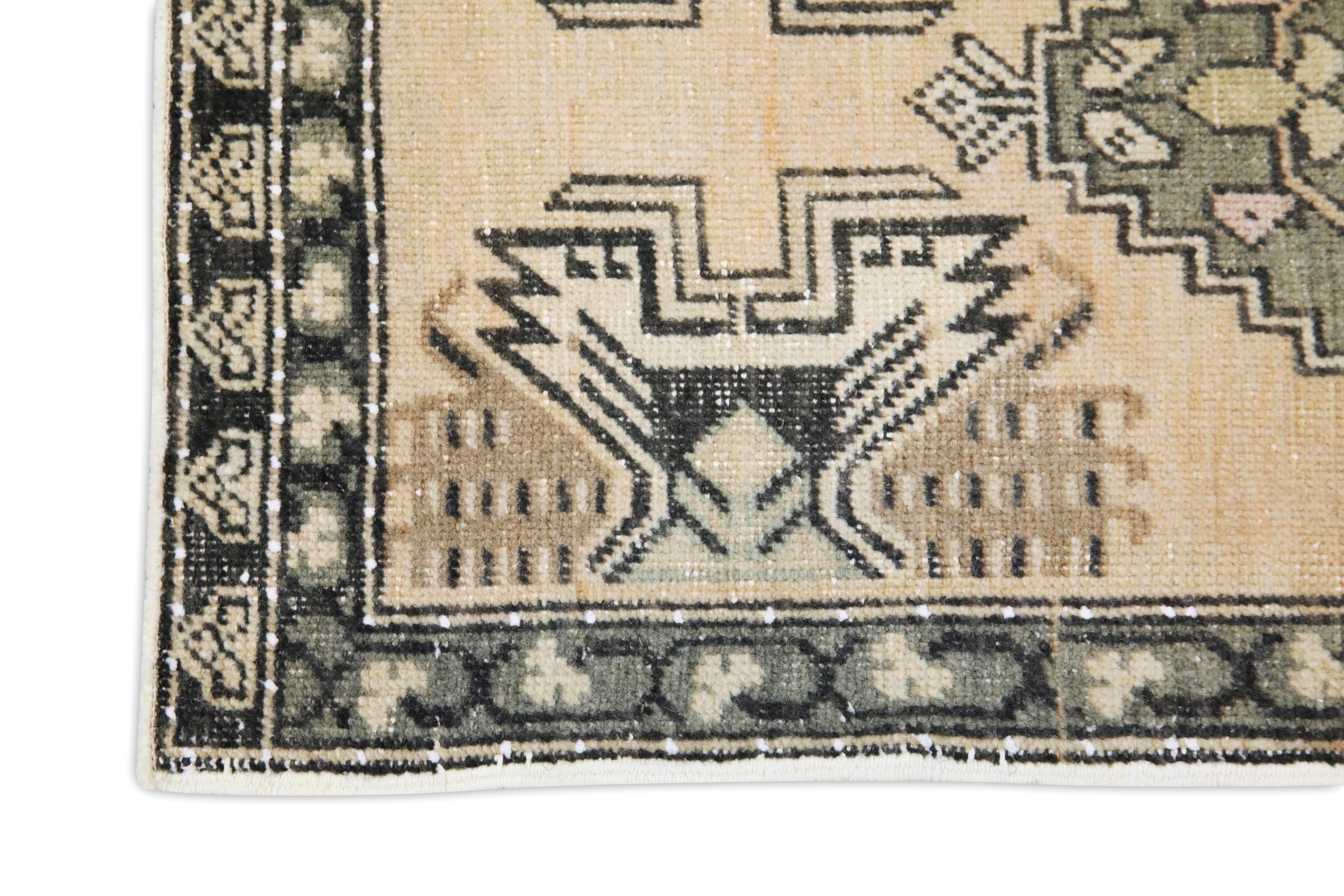 Orientalischer handgeknüpfter türkischer Vintage-Miniteppich 1'9