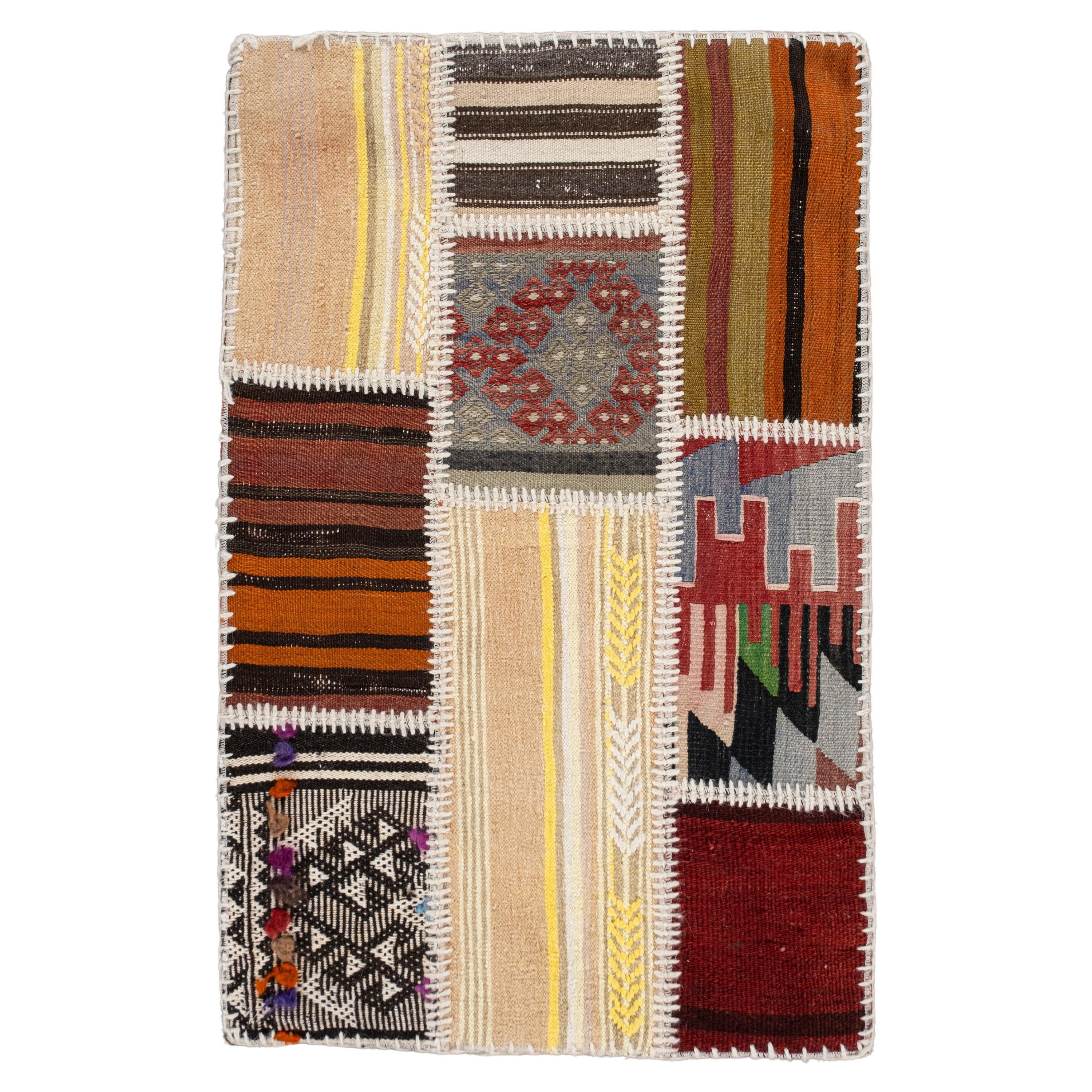 Orientalischer handgeknüpfter türkischer Vintage-Miniteppich 2' x 3'3" #H-165 im Angebot