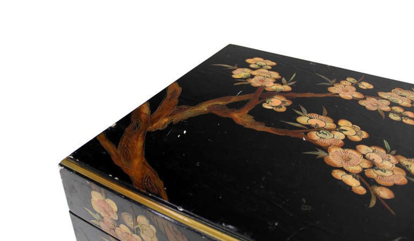 Oriental Hand Painted Black Lacquer Bar Trunk Chest Electric Lift Shelf Inside  In Good Condition For Sale In Rockaway, NJ