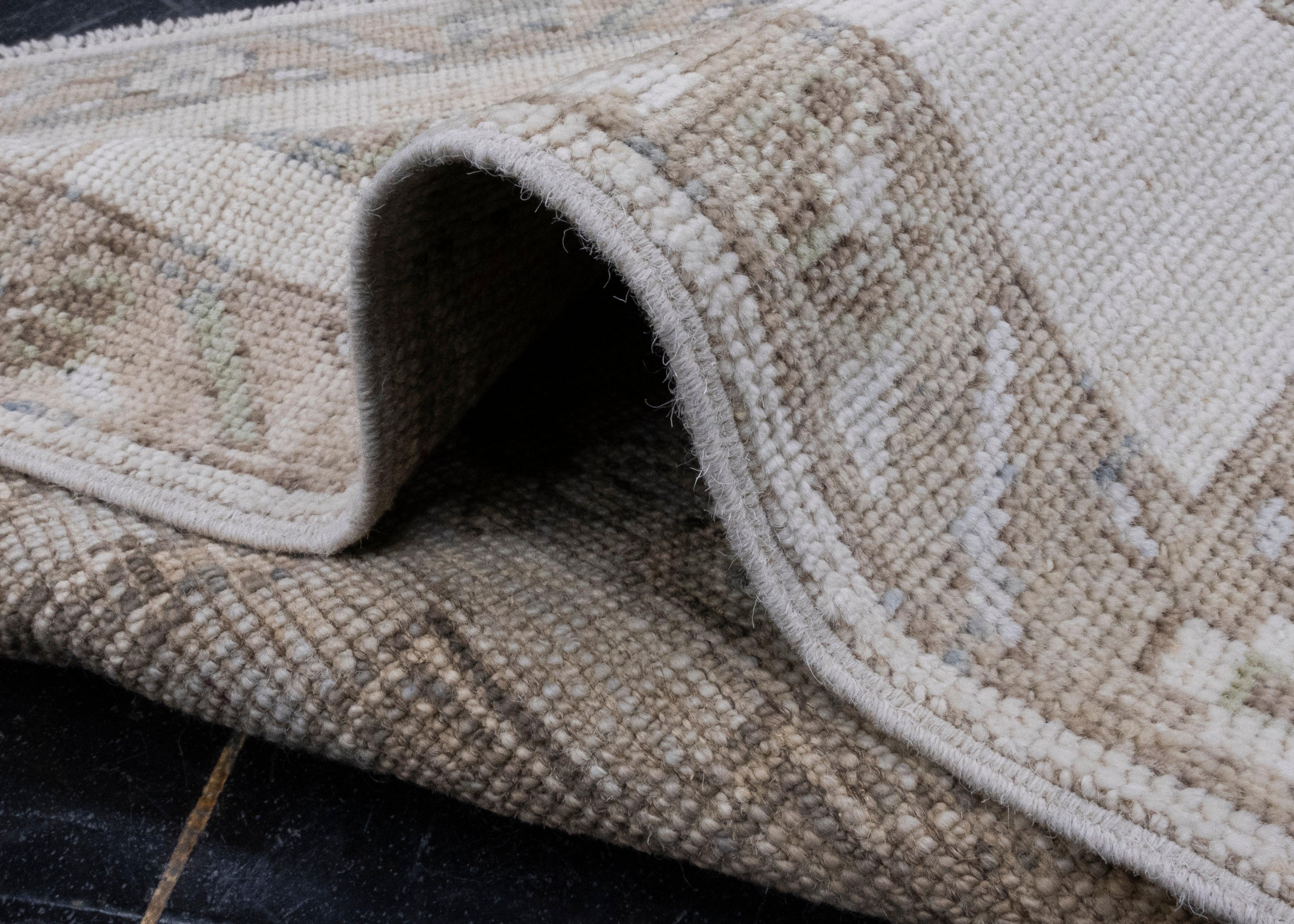 Orientalischer handgefertigter Oushak-Teppich 2' x 3'2