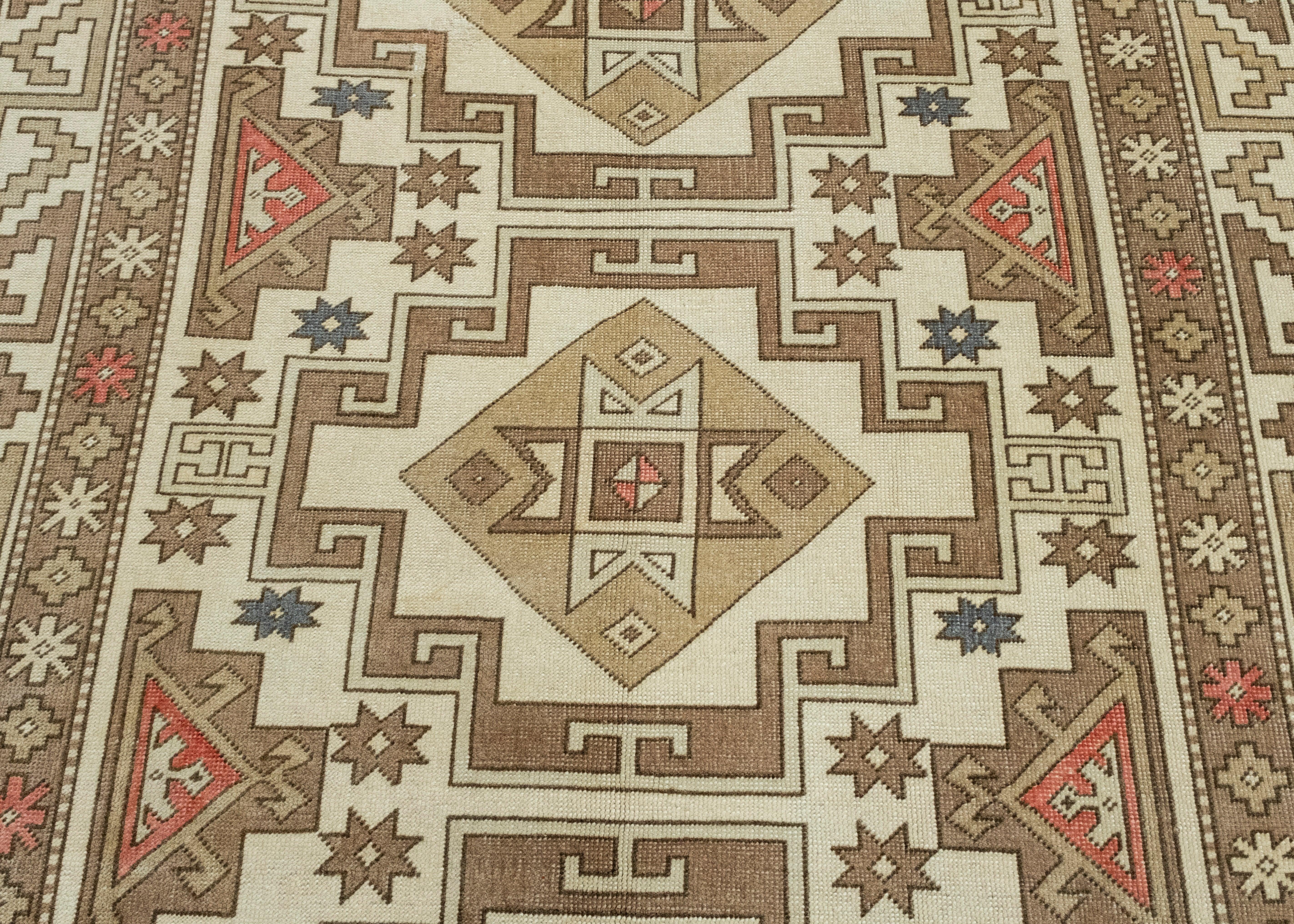 Contemporary Oriental Handwoven Vintage Rug 6'7