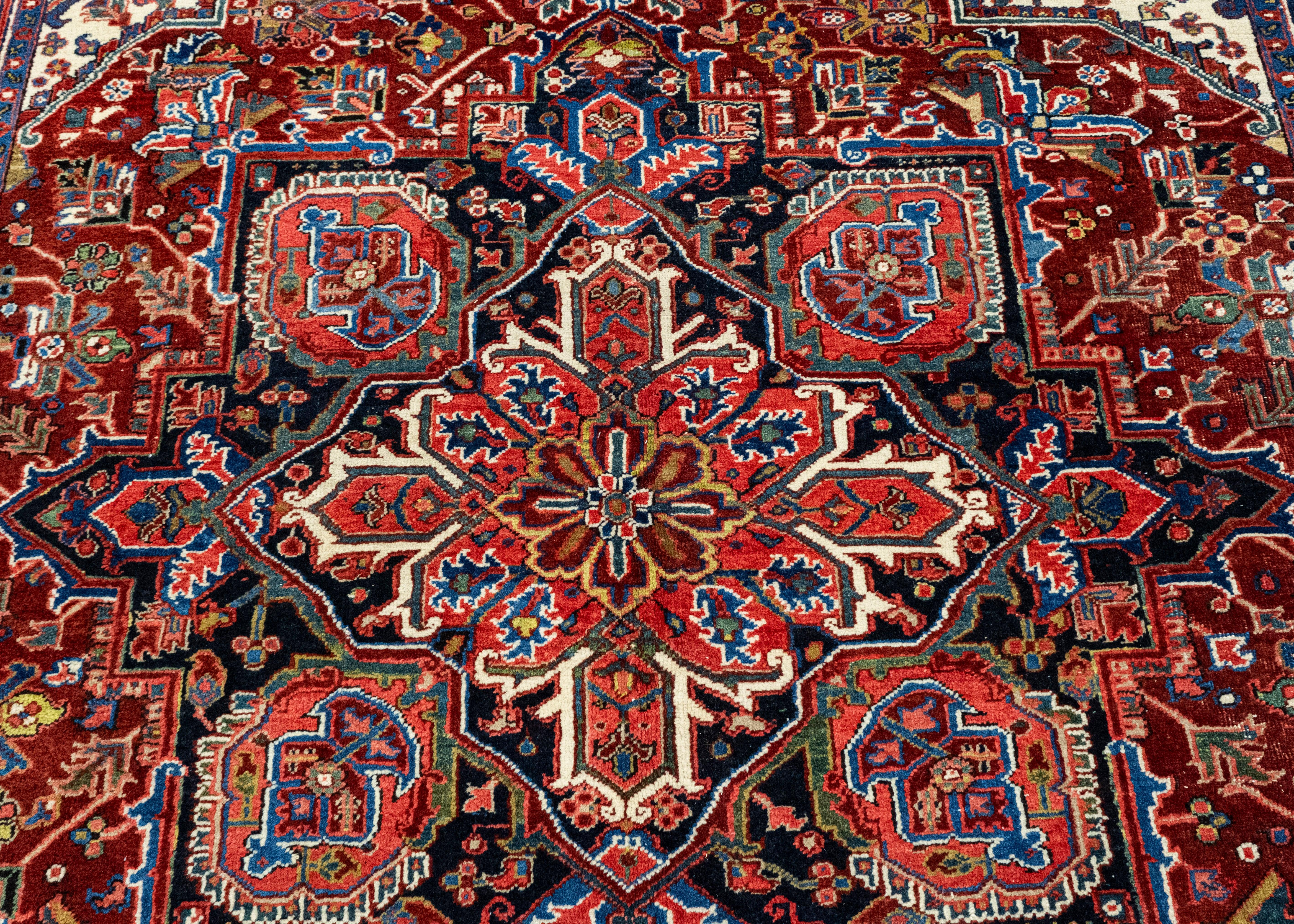 XXI secolo e contemporaneo Tappeto Oriental Vintage tessuto a mano 7'10