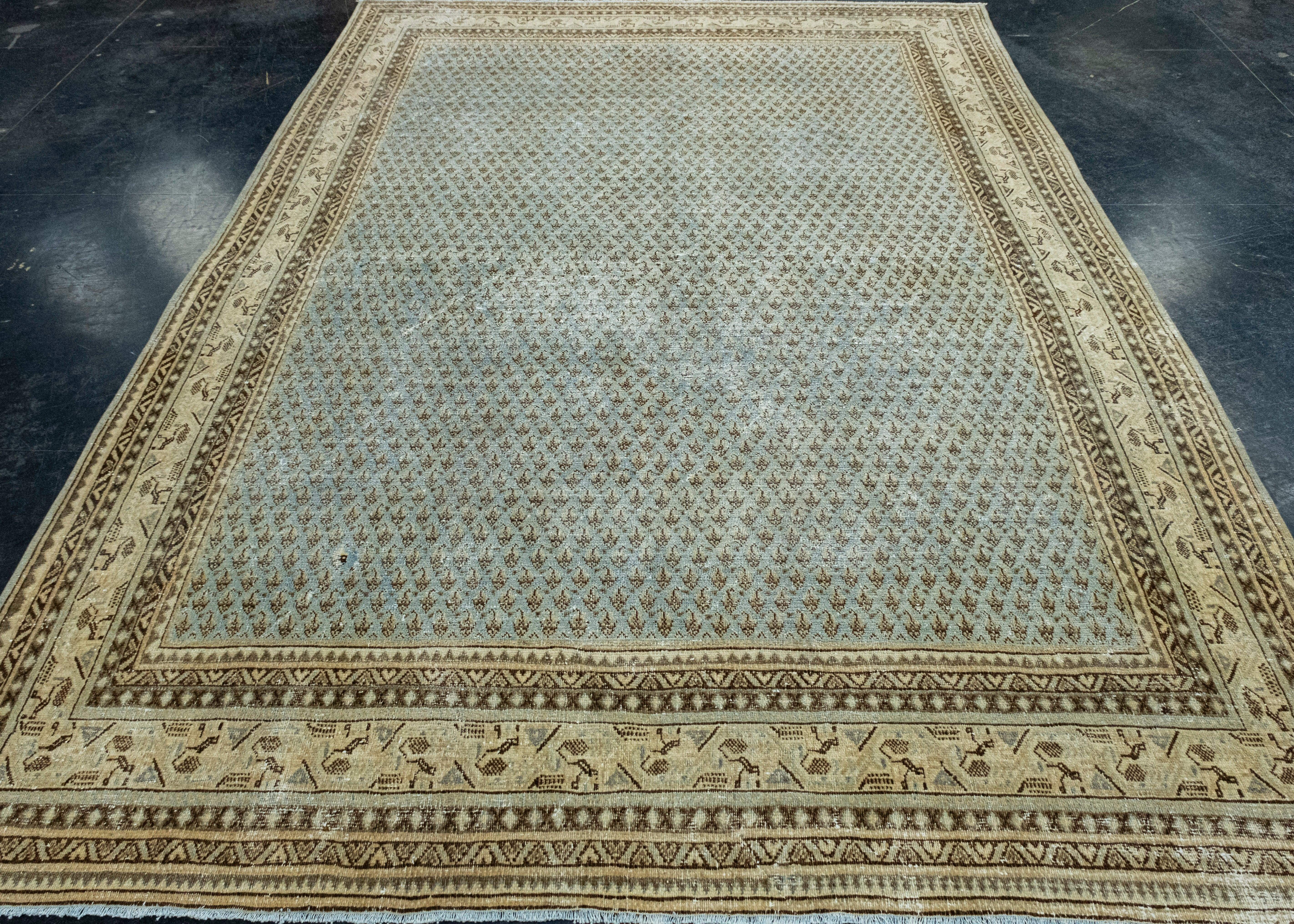 Oriental Handwoven Vintage Rug 7'2