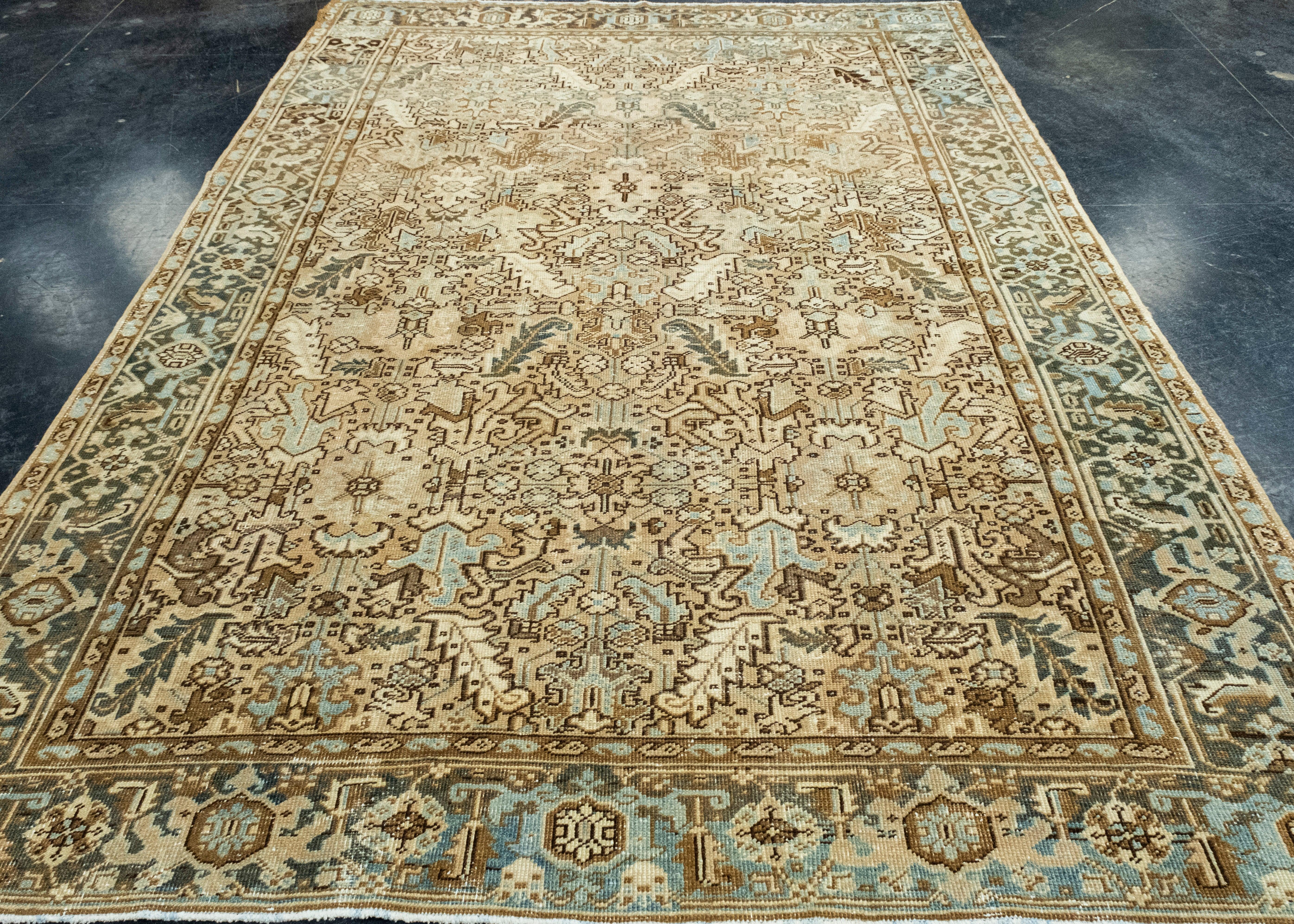 Oriental Handwoven Vintage Rug 7'4