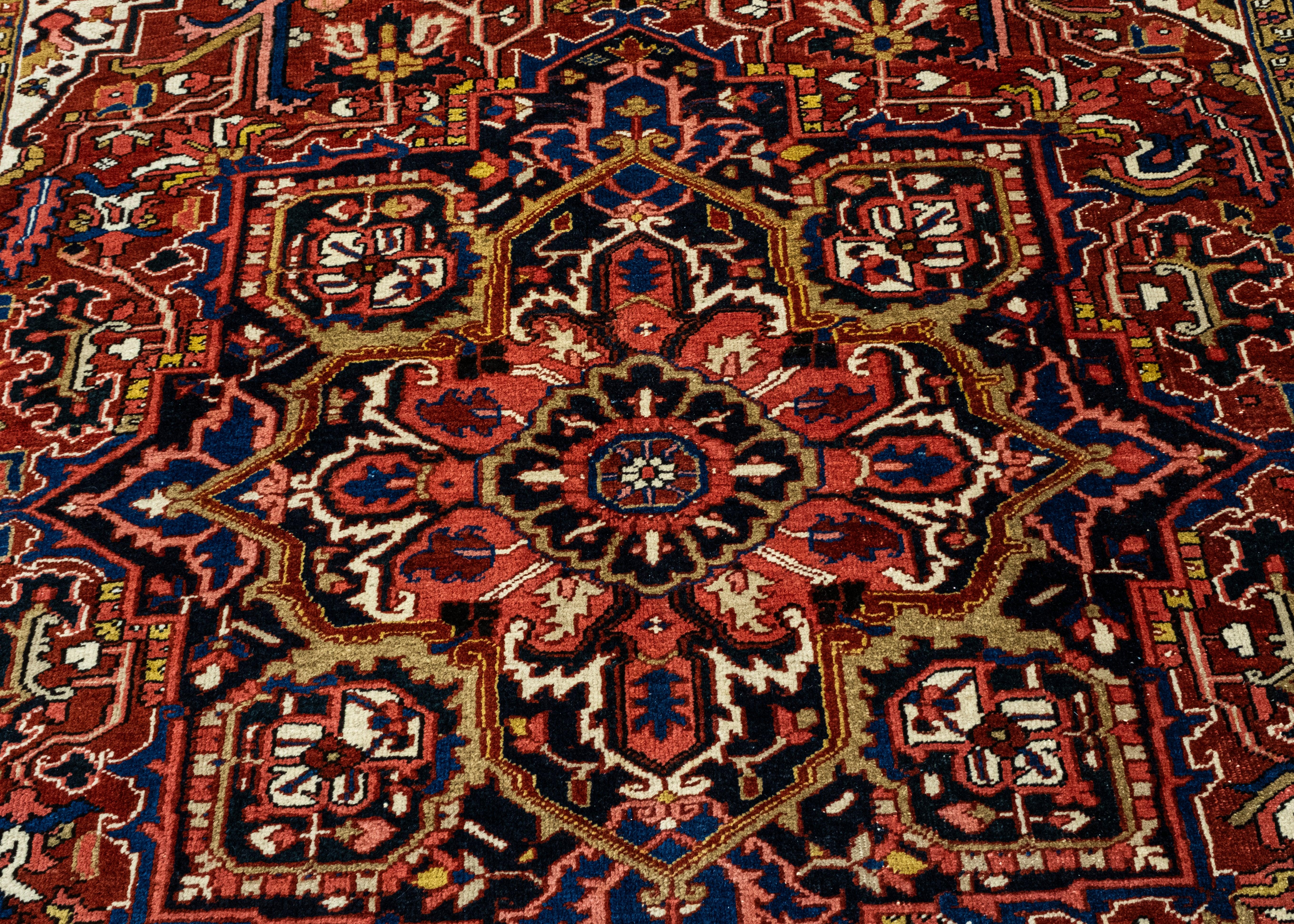 XXI secolo e contemporaneo Tappeto orientale vintage tessuto a mano 8'1