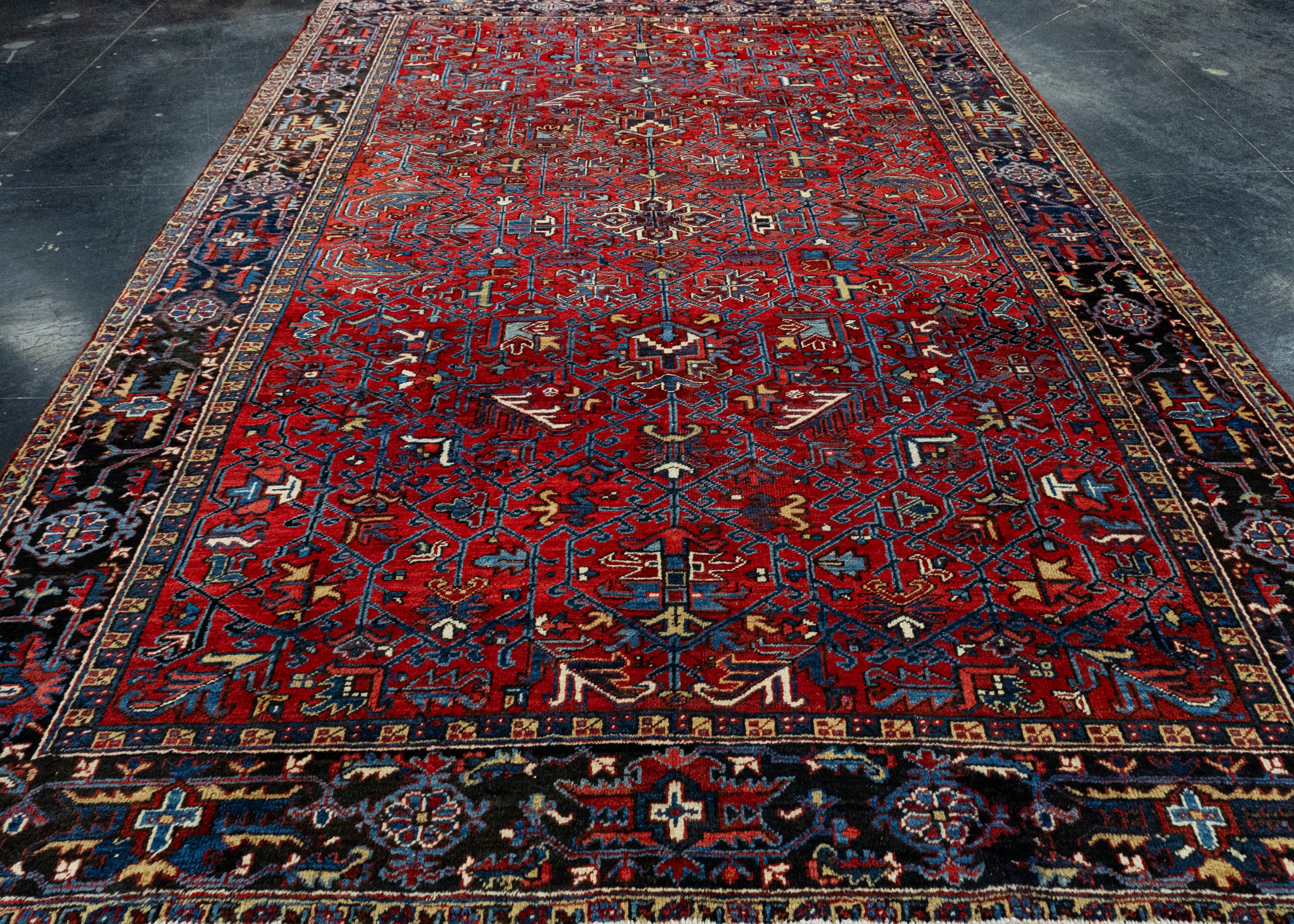 Oriental Handwoven Vintage Rug 8'4