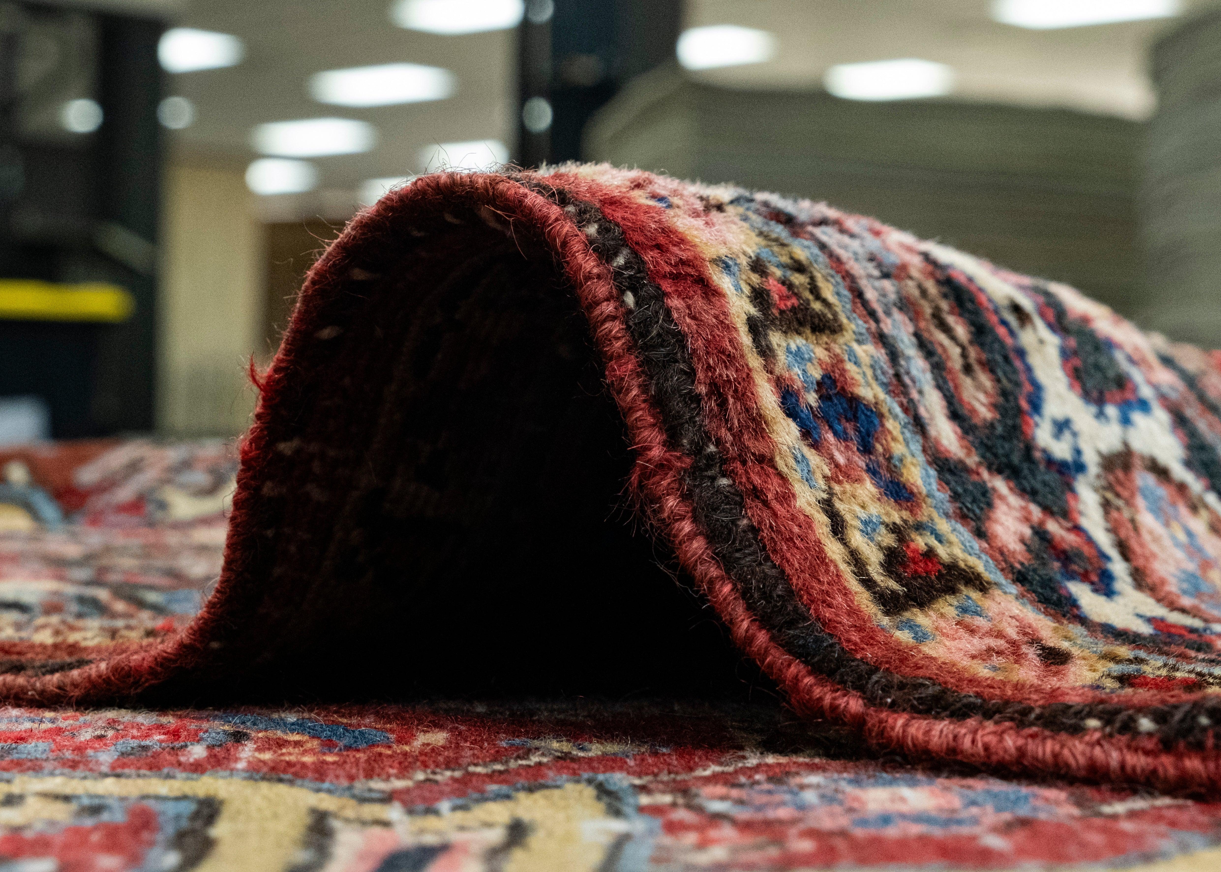 Oriental Handwoven Vintage Rug 8'9