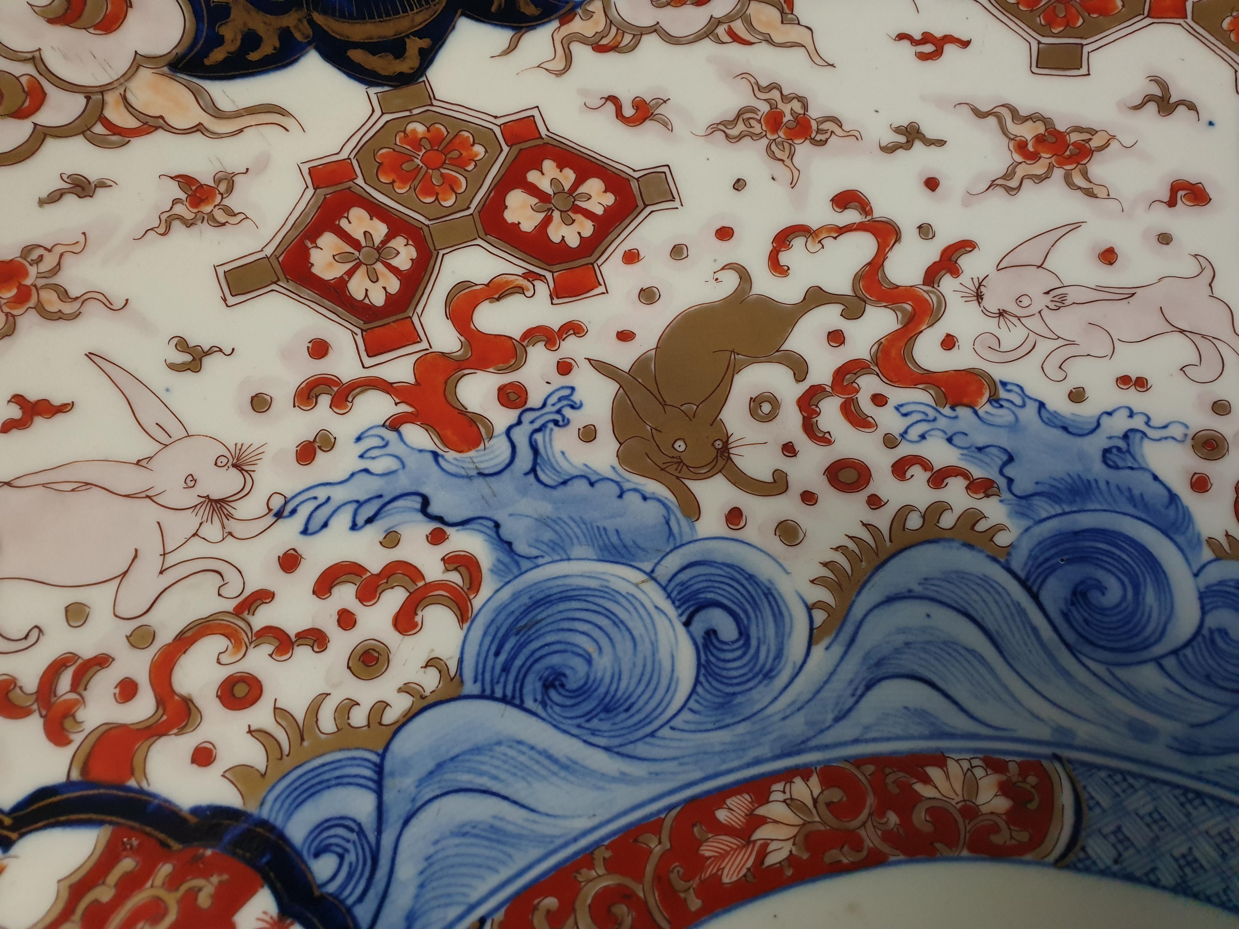 Oriental Japanese Meji Period Large Imari Pattern Platter With Panelled Scenes  For Sale 4