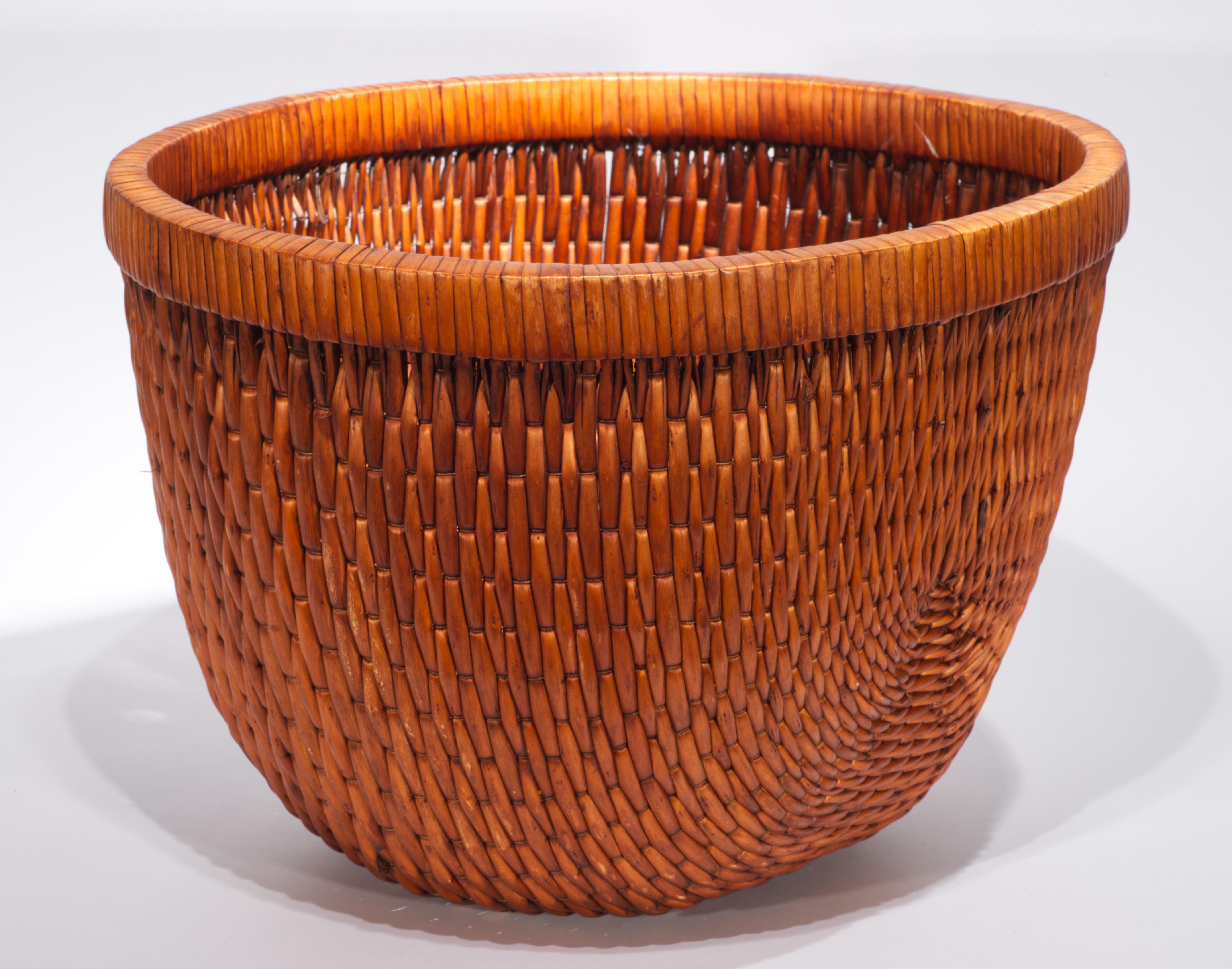 Hand-Crafted Oriental Large Fisherman Basket with Flat Rim For Sale