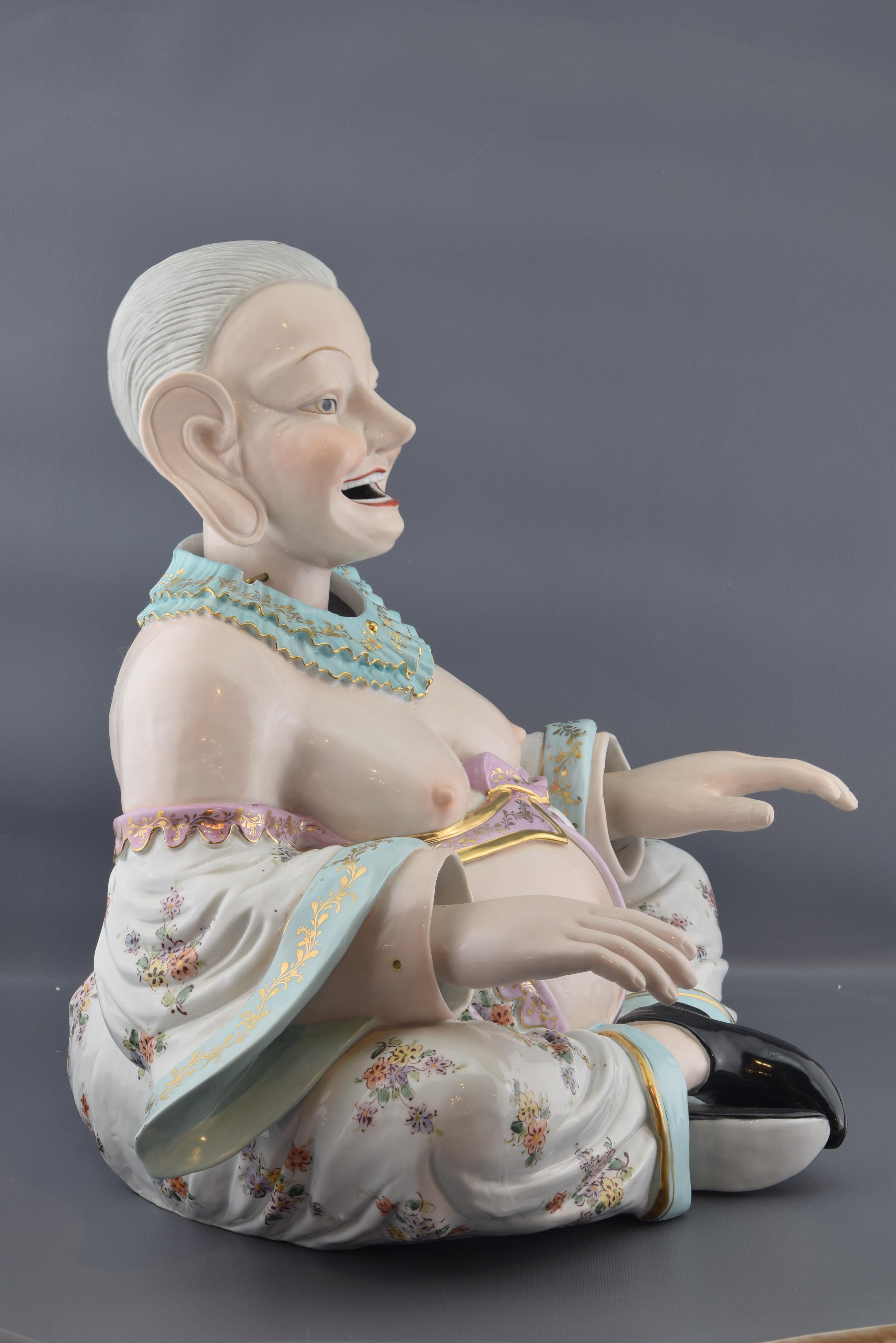 Oriental Nodding Porcelain Figurine, after 18th Century Models from Meissen In Good Condition In Madrid, ES