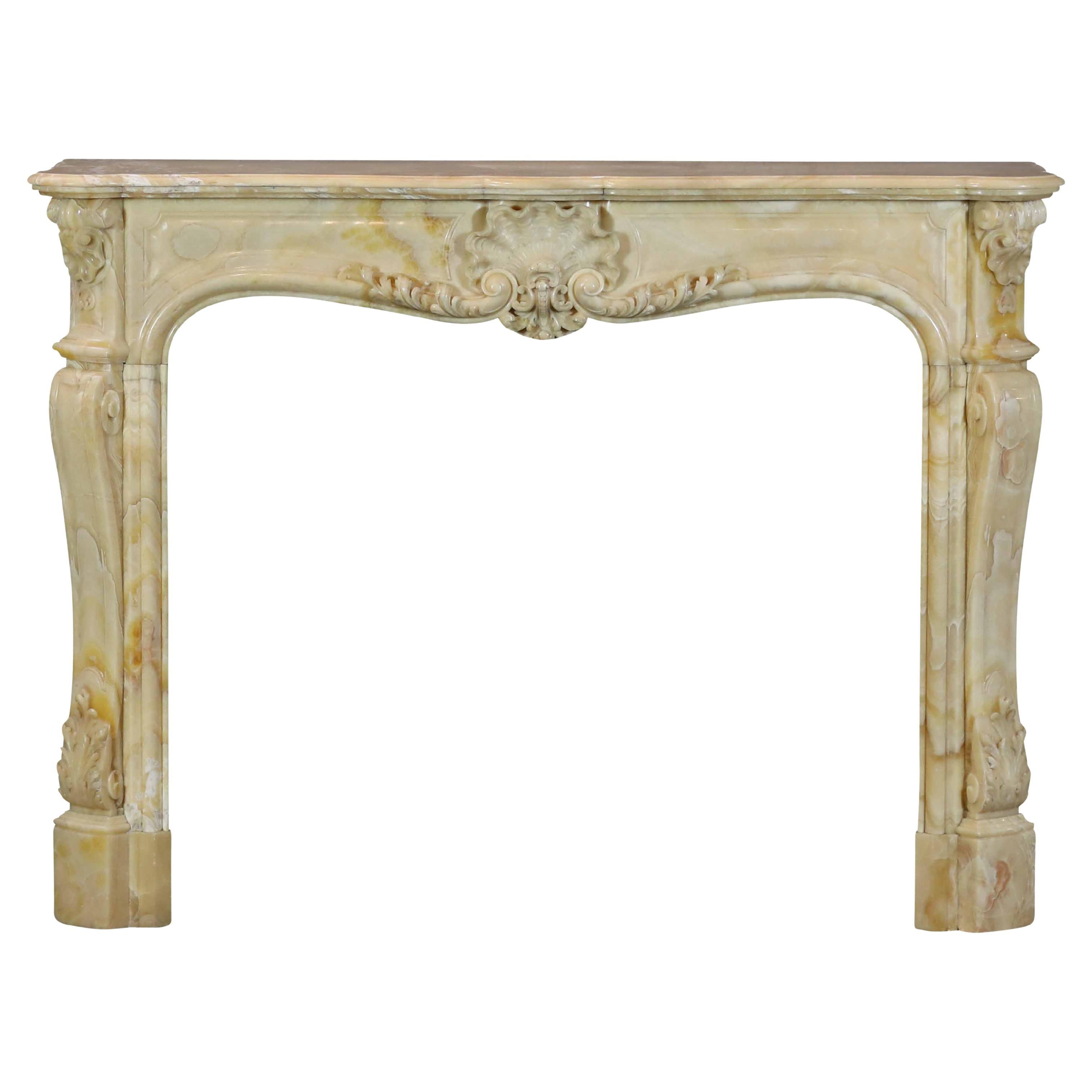 Chimenea paladiana de ónice oriental Grand Prix Jules Cantini 1889 en venta