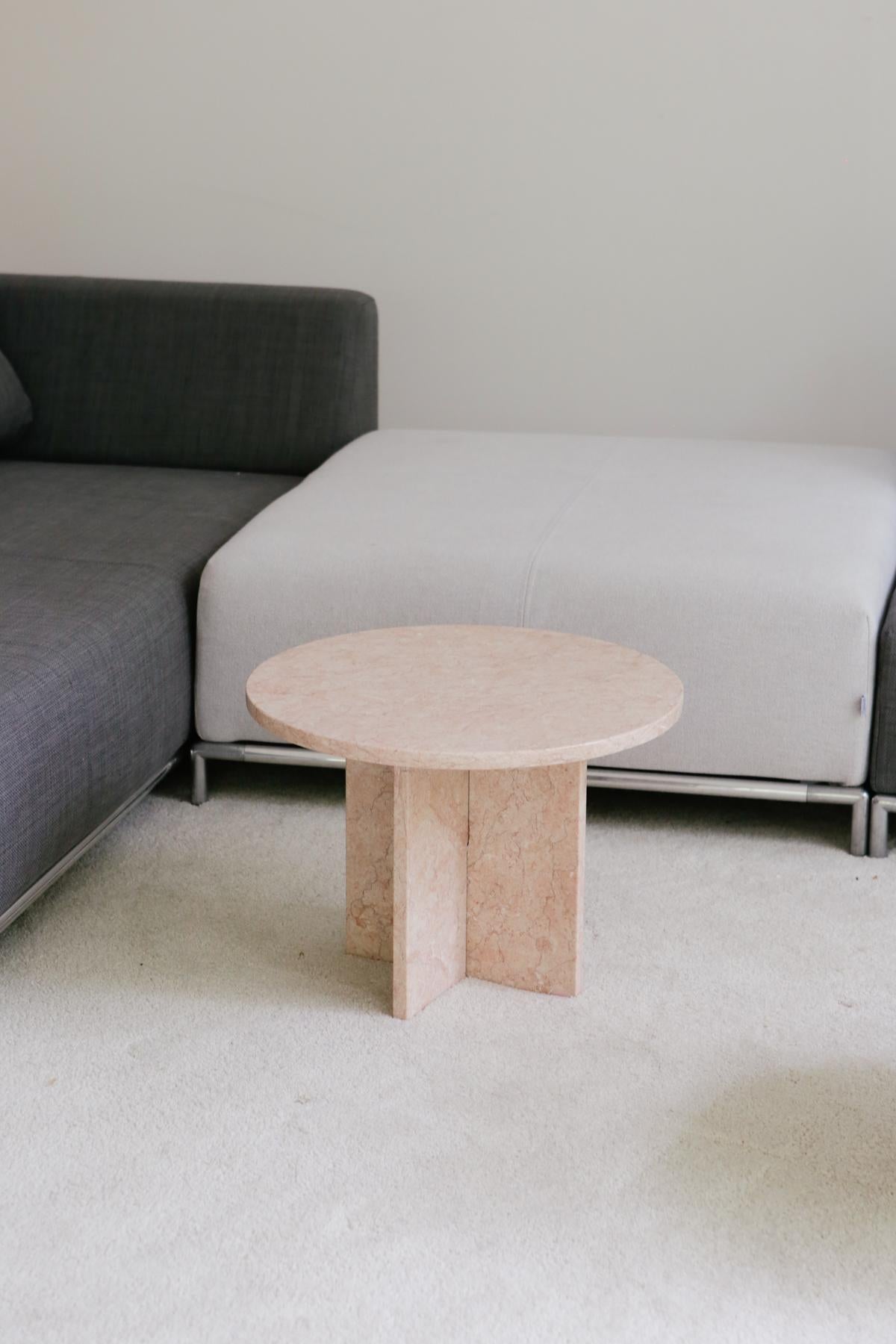 Oriental Pink Marble Nesting Table, Set of 3 In Good Condition In Armonk, NY