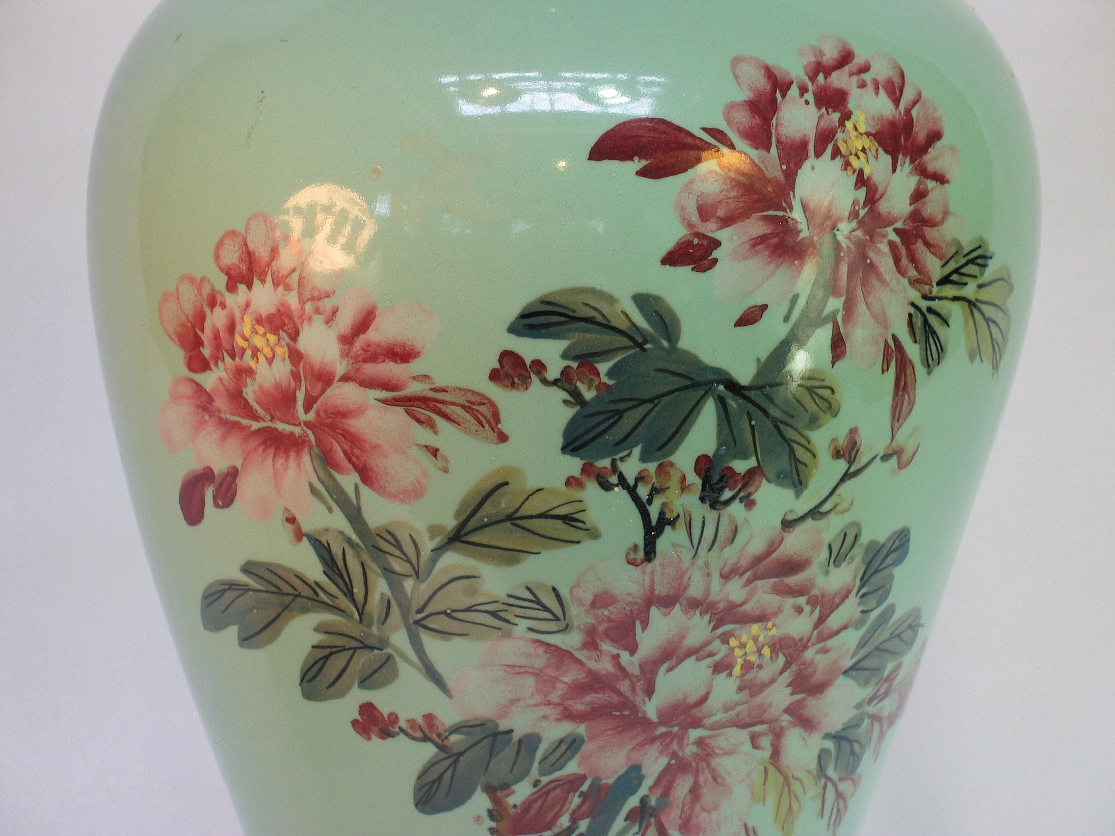 Chinese Export Oriental Porcelain Celadon Glazed Painted Vase Mounted as a Lamp 20th Century For Sale