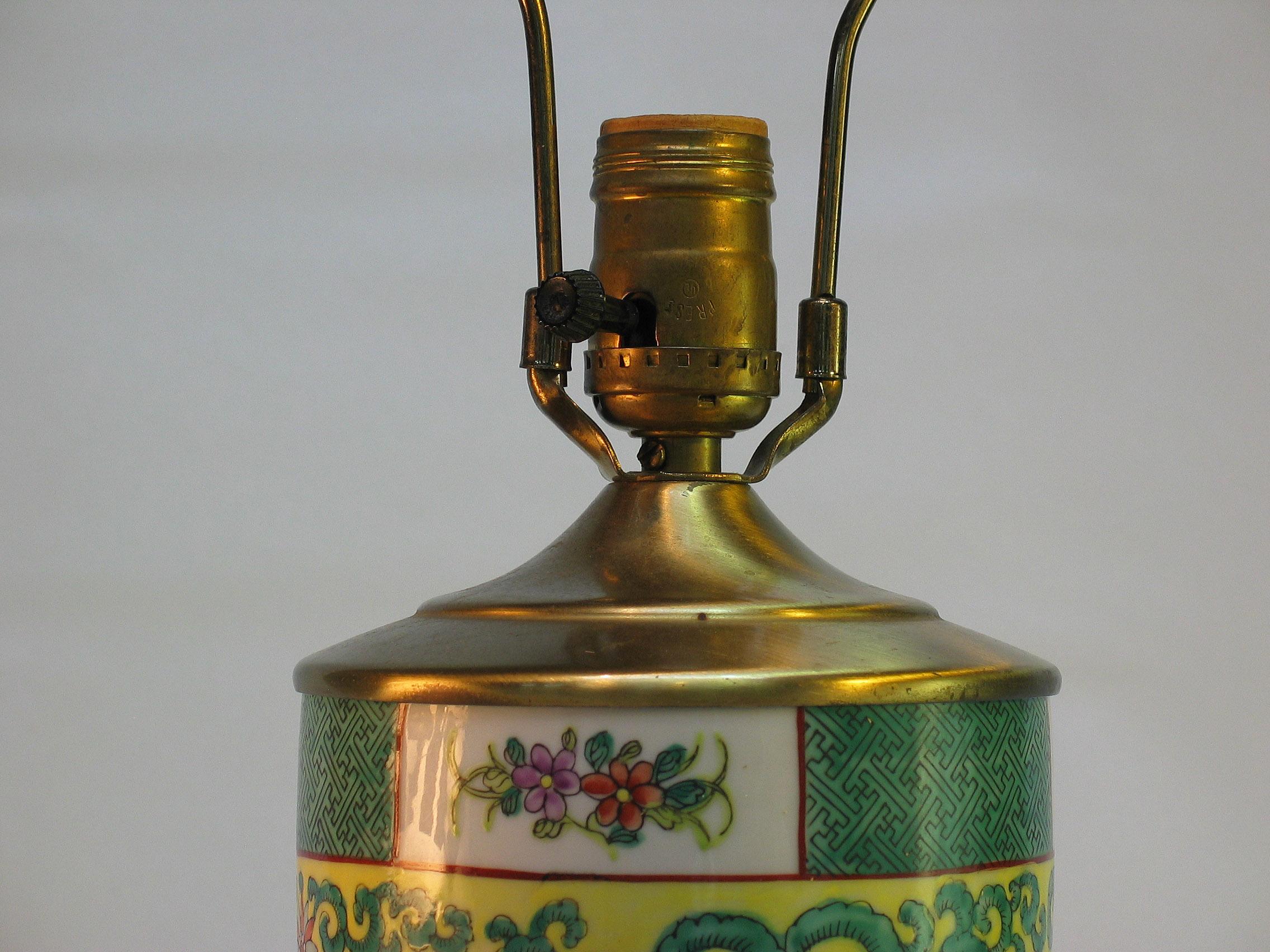 Oriental Porcelain Famille Vert Cylinder Vase Mounted as a Lamp, 20th Century For Sale 3