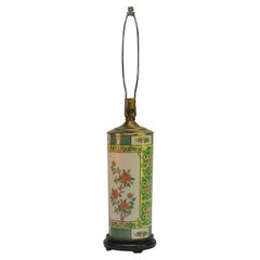 Vaso cilindrico orientale in porcellana Famille Vert montato come lampada, 20° secolo