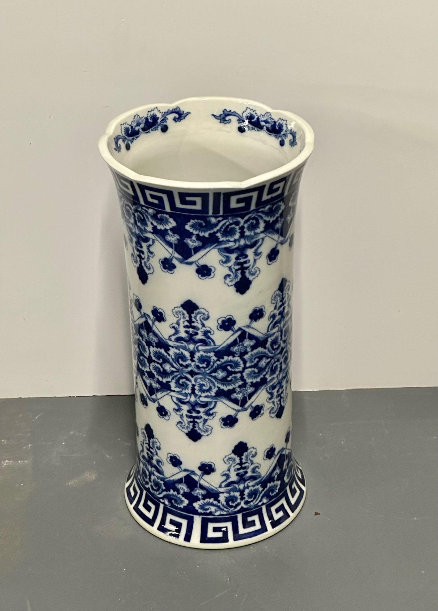 Chinese Export Oriental Porcelain Flow Blue White Umbrella Stand, Large Vase, Floral Decorated For Sale