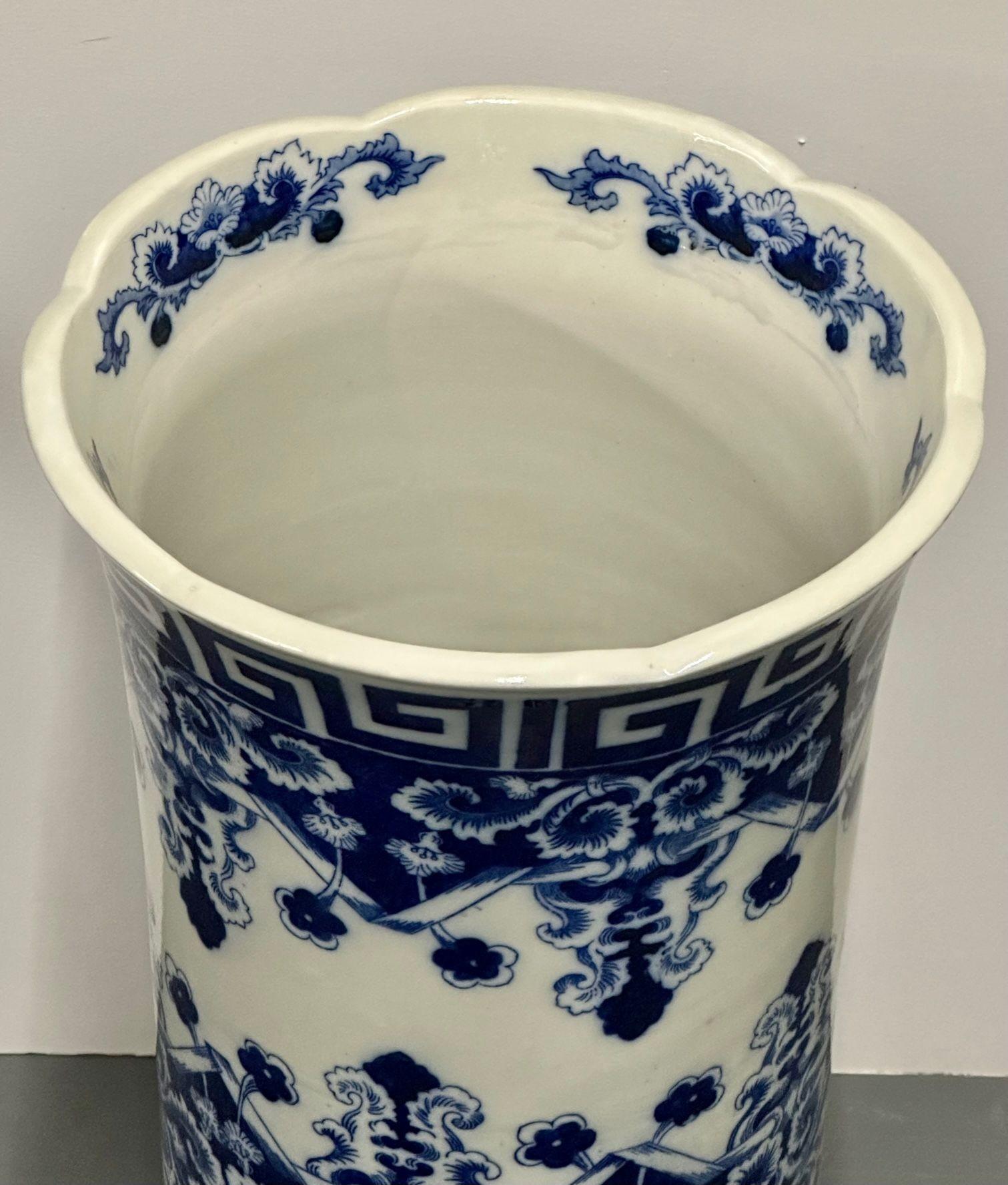 Oriental Porcelain Flow Blue White Umbrella Stand, Large Vase, Floral Decorated In Good Condition For Sale In Stamford, CT
