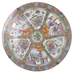 Oriental porcelain - Mandarin plate - 19th century - 47 cm