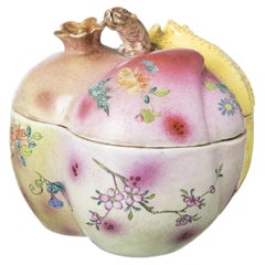 Oriental porcelain - Small tureen