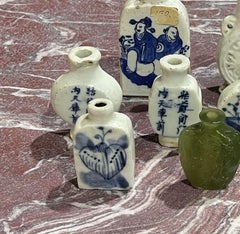 Oriental porcelain - Ten snuff bottles