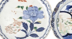Oriental porcelain - Two cut-out dishes