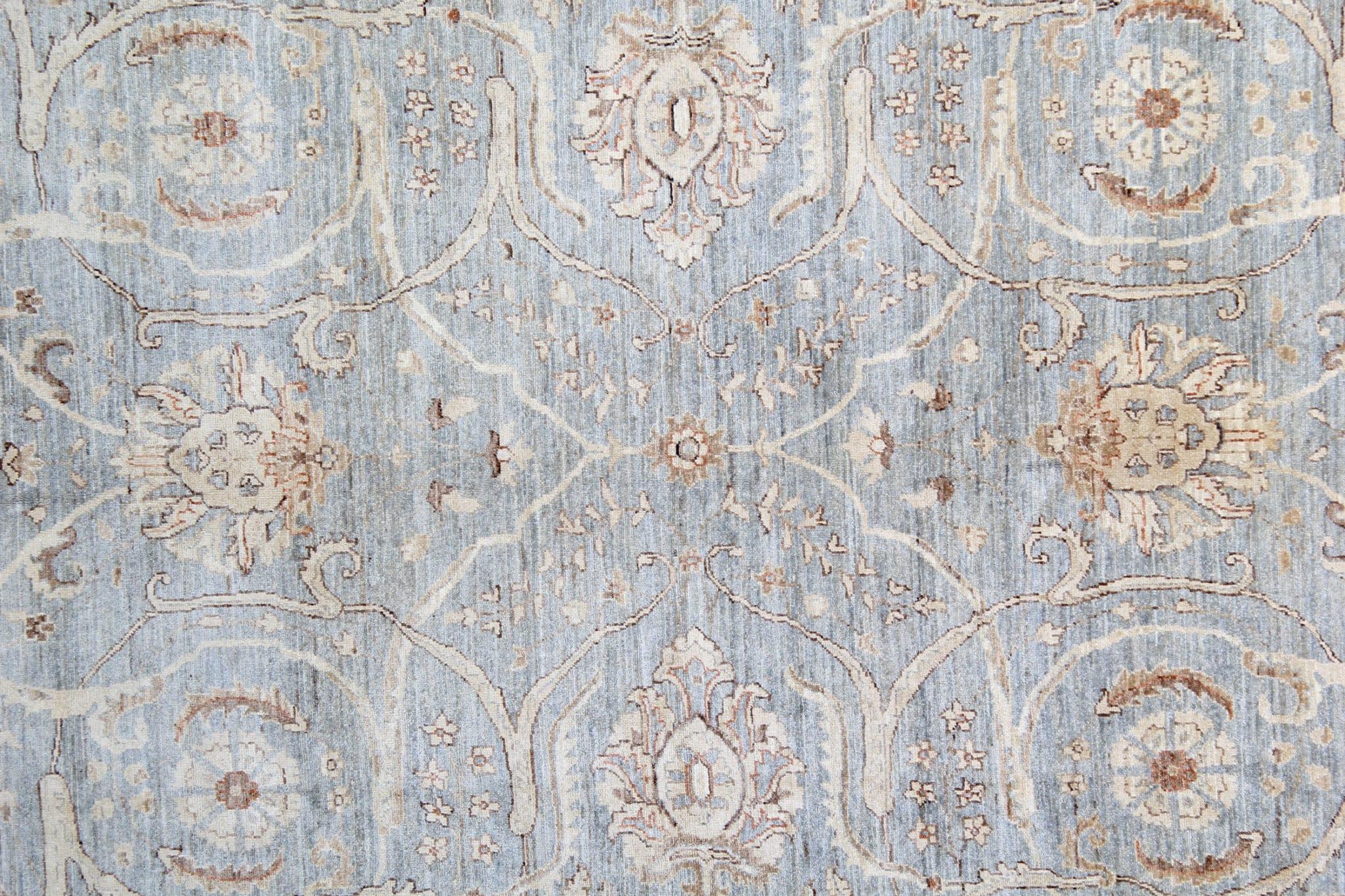 Orientalischer Teppich in Grau, Blau und Zeigler-Teppich, handgefertigt, Wohnzimmerteppich (Afghanisch) im Angebot