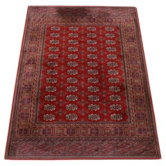 Orientteppich in warmen, überwiegend roten Tönen 240x170cm