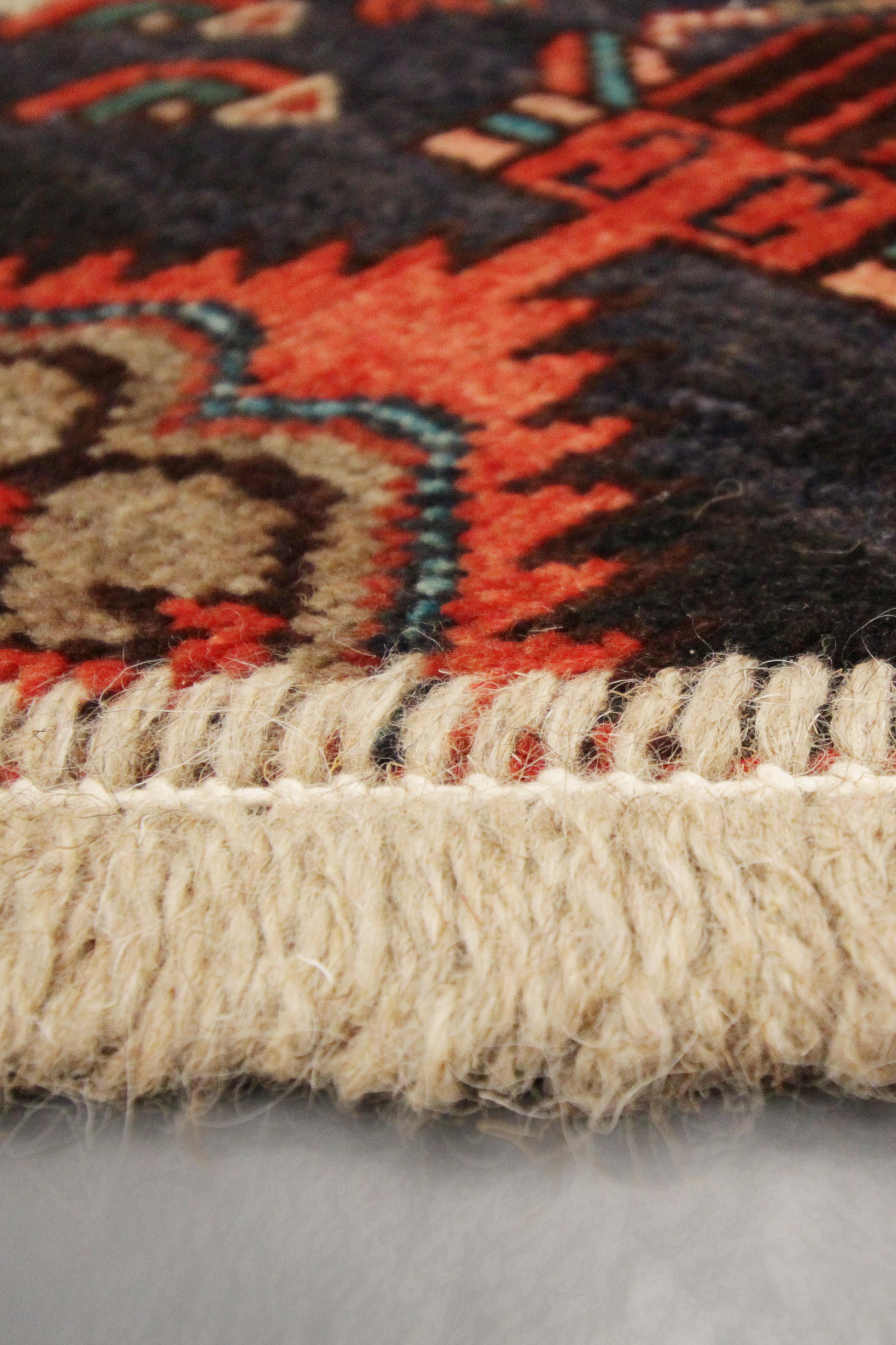 Oriental Rug Semicircle for Interior Door Way- Entrance way Handmade Carpet Mat In Excellent Condition In Hampshire, GB