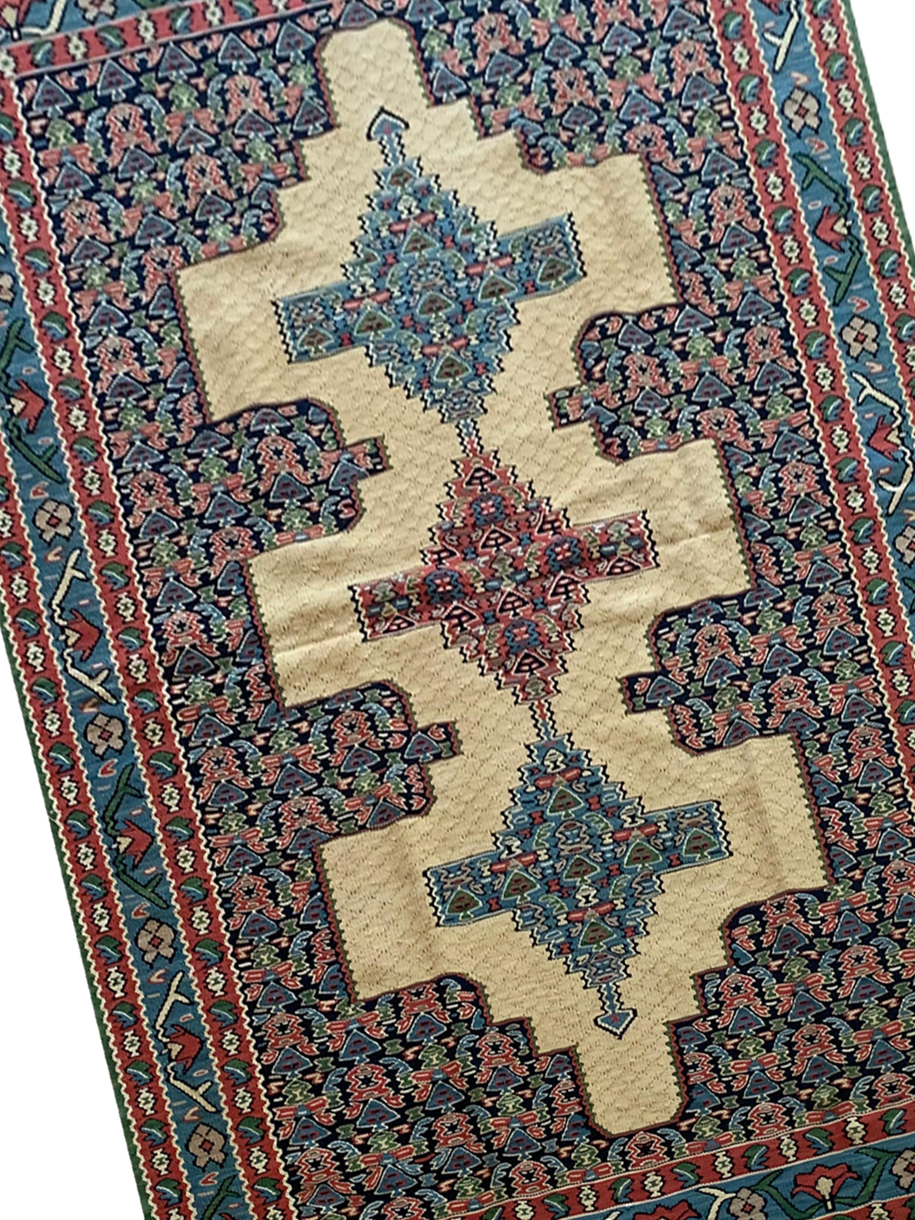 Orientteppiche Flachgewebe Kilims Handgefertigt Teppich Blau Beige Wolle Kilim im Angebot 10