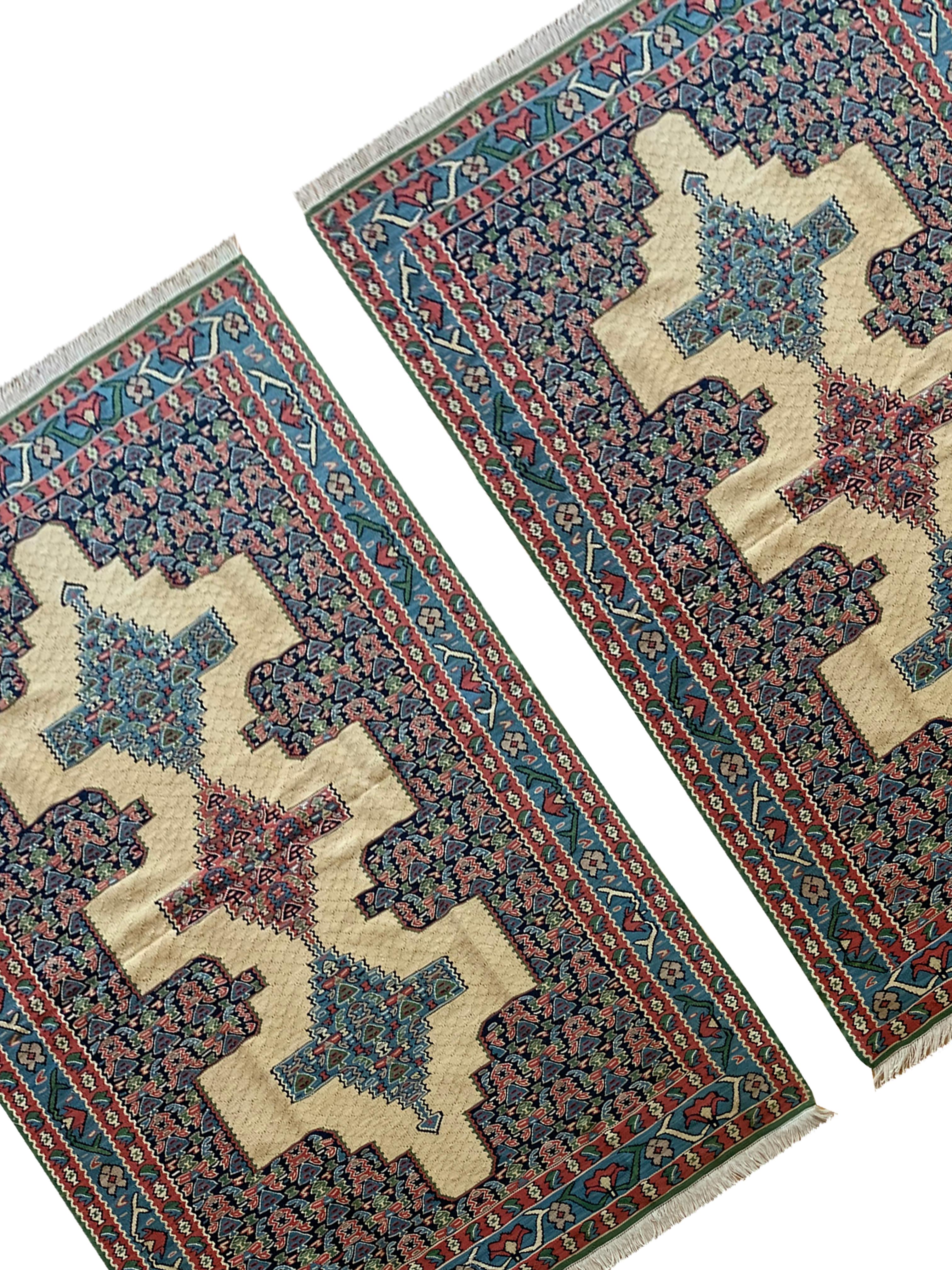 Orientteppiche Flachgewebe Kilims Handgefertigt Teppich Blau Beige Wolle Kilim im Angebot 12
