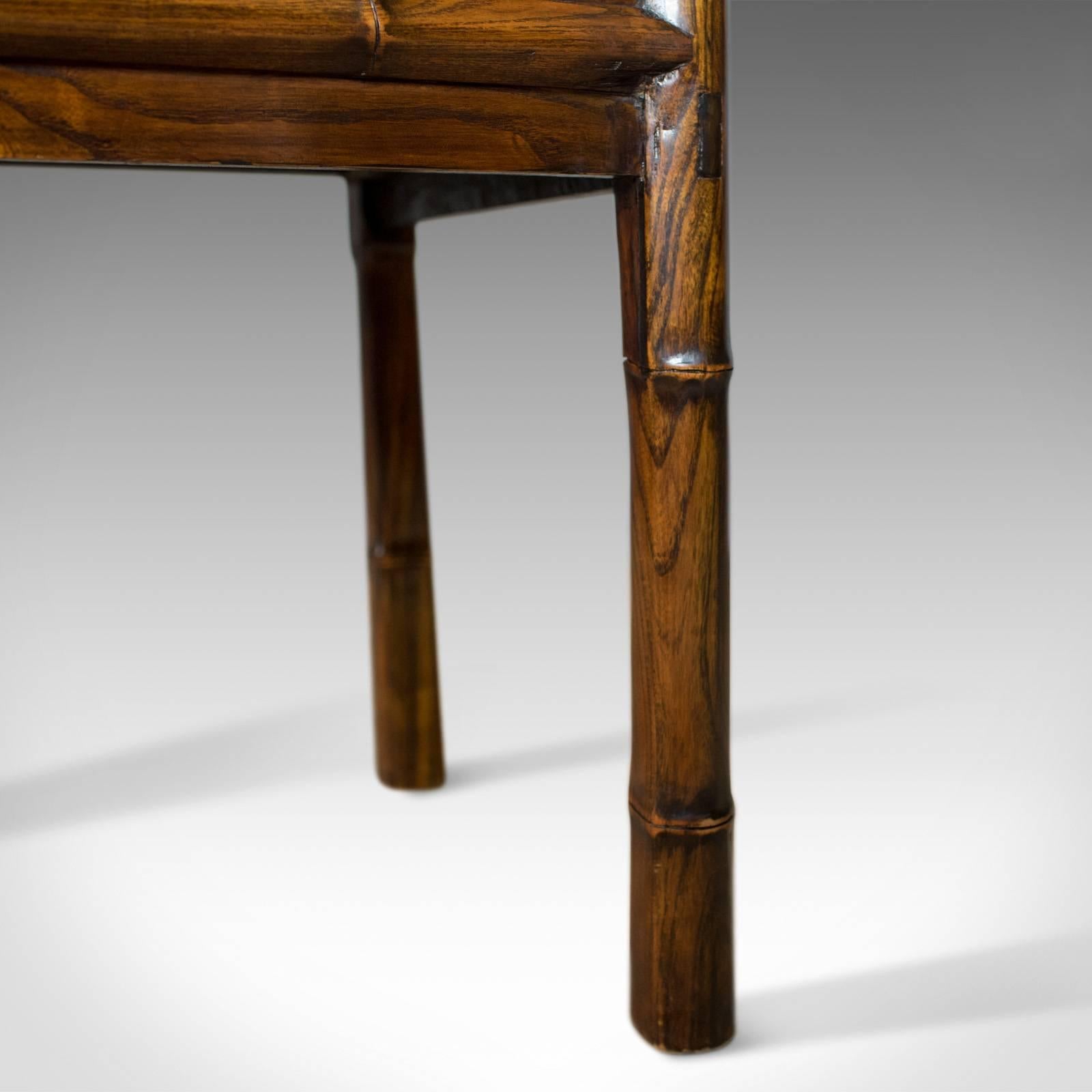 Table d'appoint orientale, meuble de rangement chinois en orme, fin du 20ème siècle en vente 4