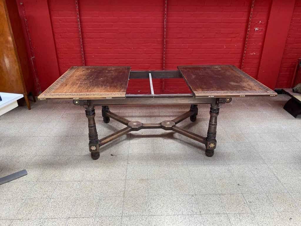 Tavolo in stile orientale in Wood Wood intagliato, con intarsi in osso, 1880 in vendita 9