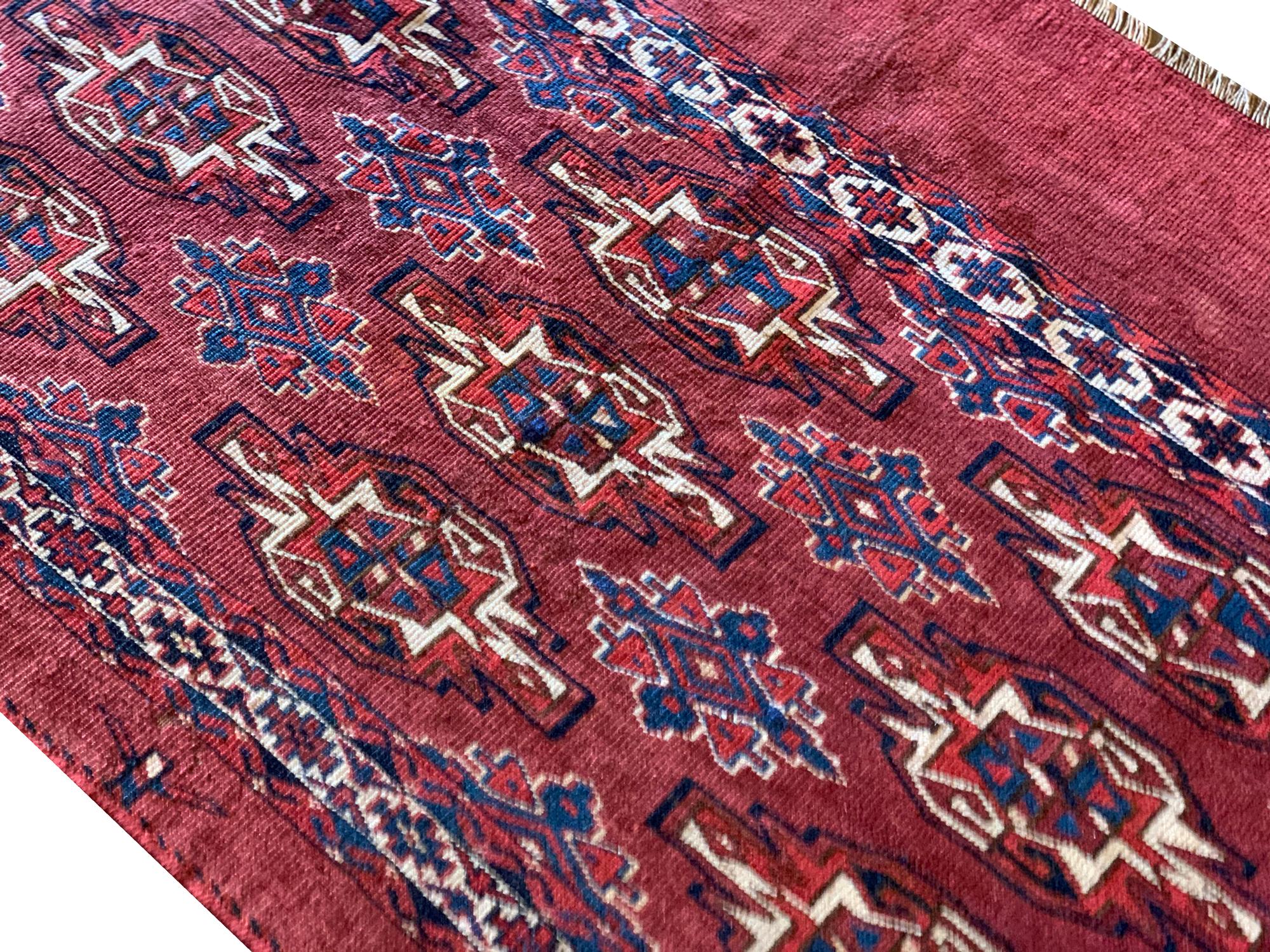 Afghan Tapis turkmène oriental ancien rouille Traditionnel fait à la main laine rouge en vente