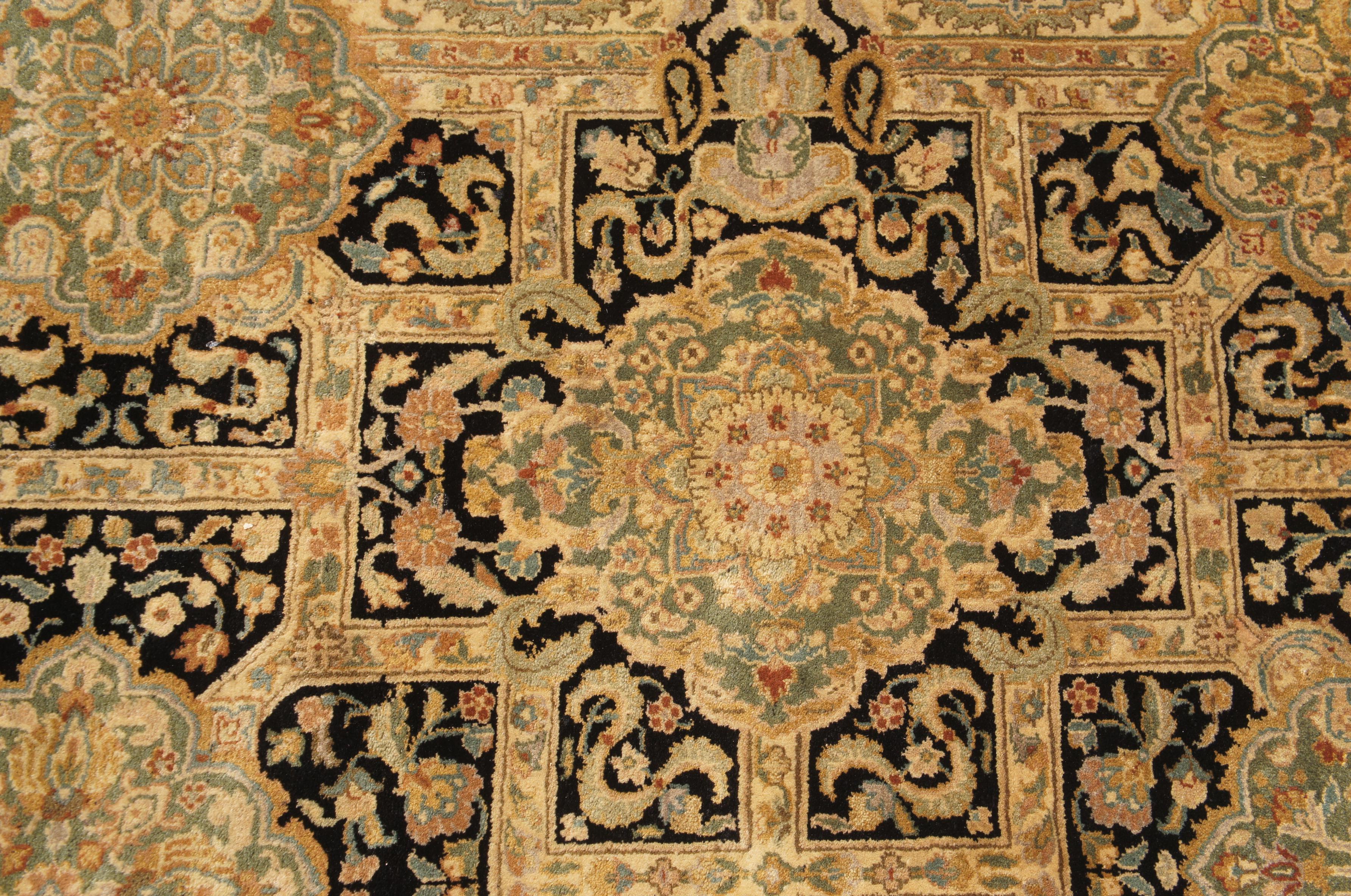 Oriental Vintage Hand Knotted Jaipur Floral Carpet Beige Wool Area Rug 6' x 9' For Sale 3