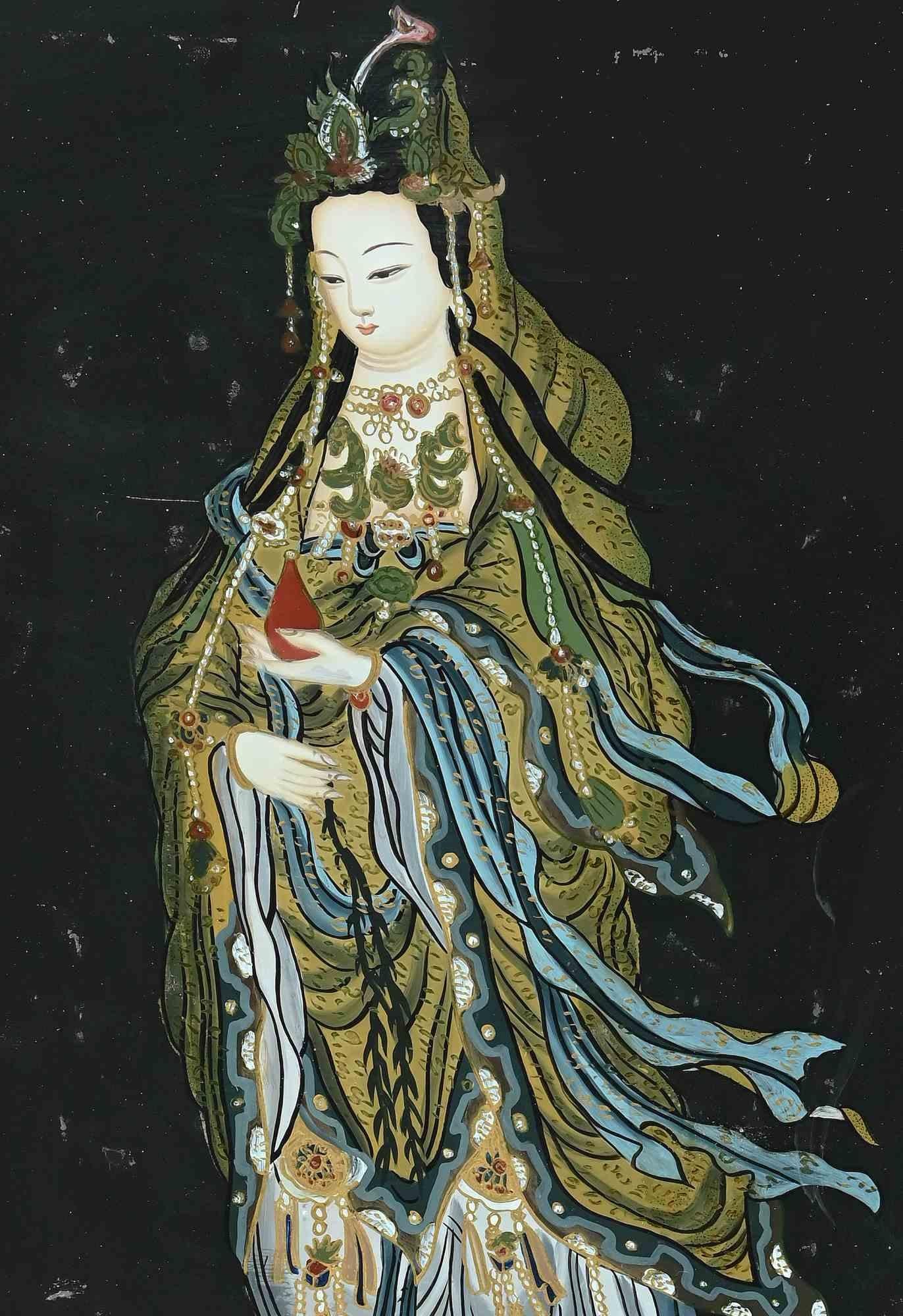 La femme orientale est une œuvre d'art moderne originale réalisée au début du 20e siècle par un artiste oriental.

Émail coloré mixte sur carton.

Le tableau représente une belle femme sur fond noir.

Comprend un cadre noir (état moyen) : 52 x