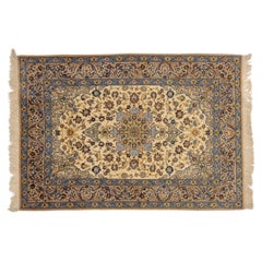 Tapis oriental en laine sur chaîne de soie