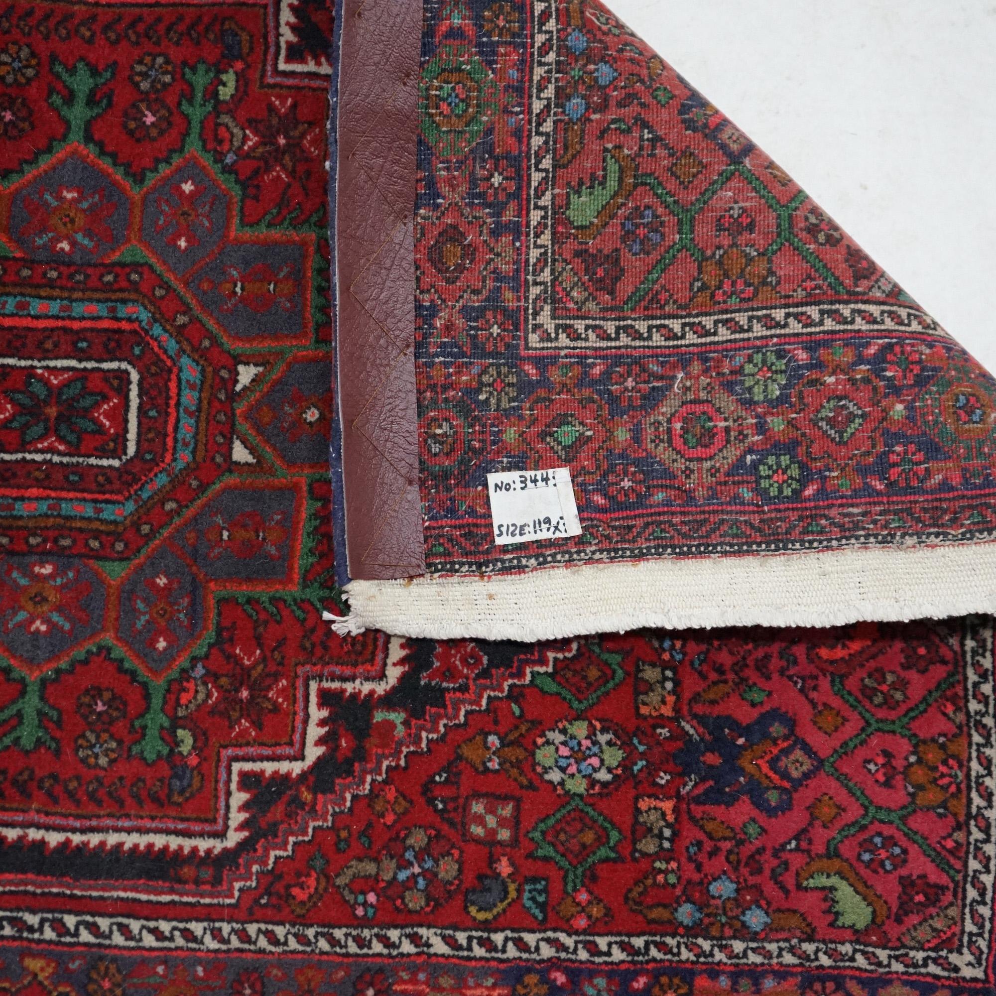 Alfombra oriental de lana, s. XX en venta 4