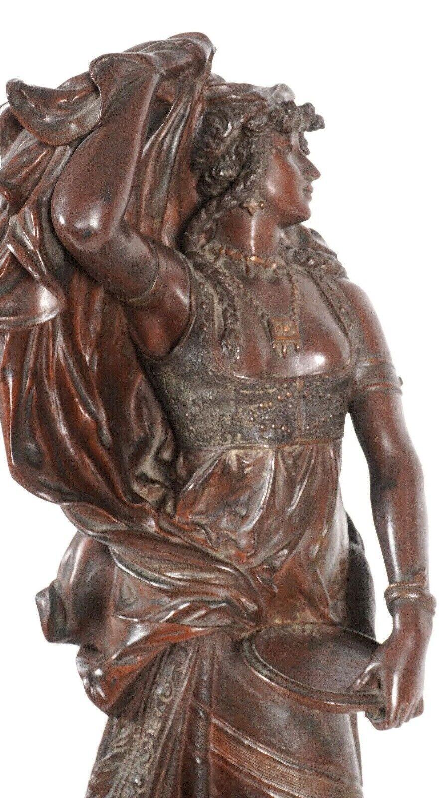 Orientalist Figure of Judith Patinated Bronze Statue After Henry Weisse  For Sale 7