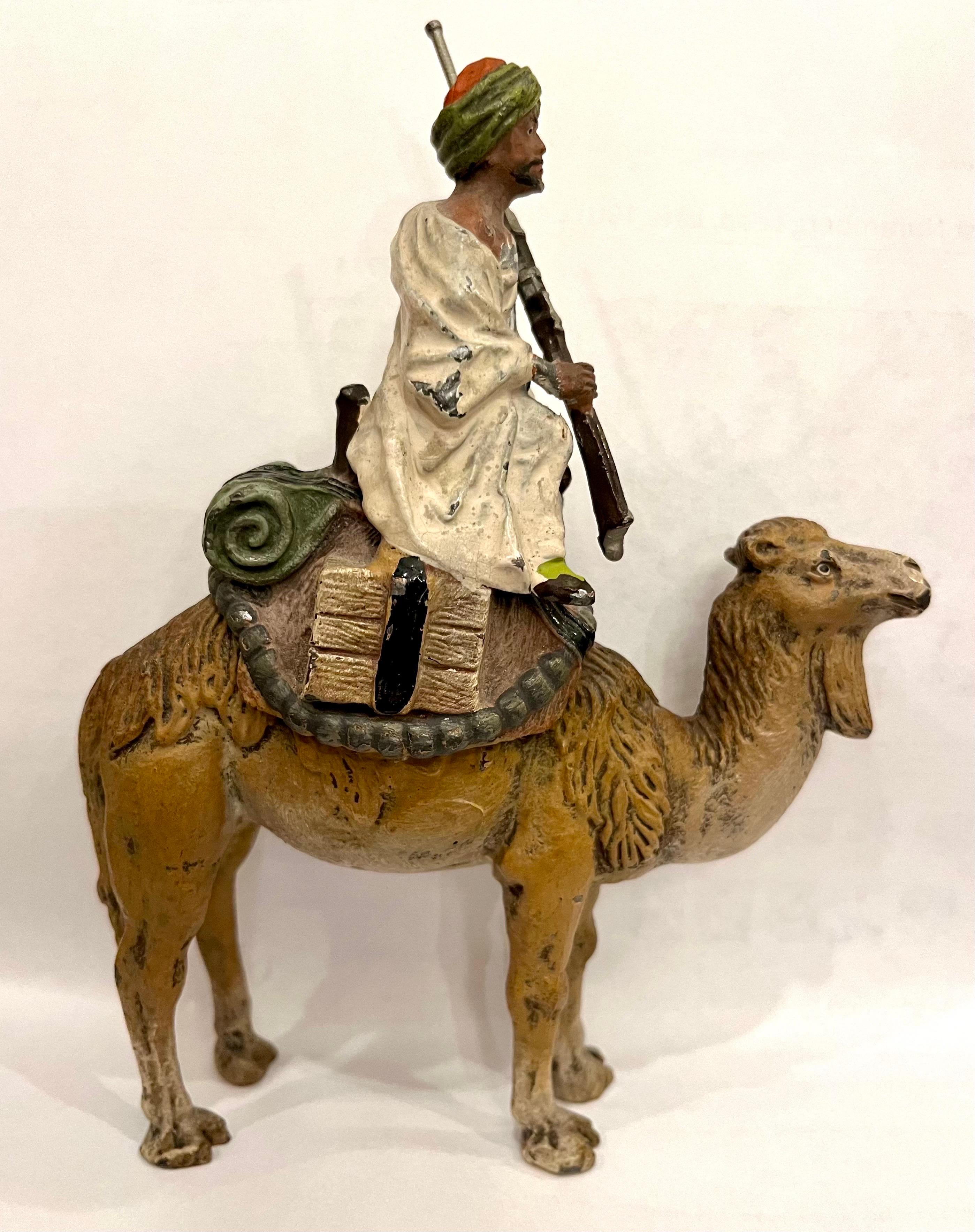 Autre Nuremberg, fin du 19e siècle, sculpture arabe en plomb en vente