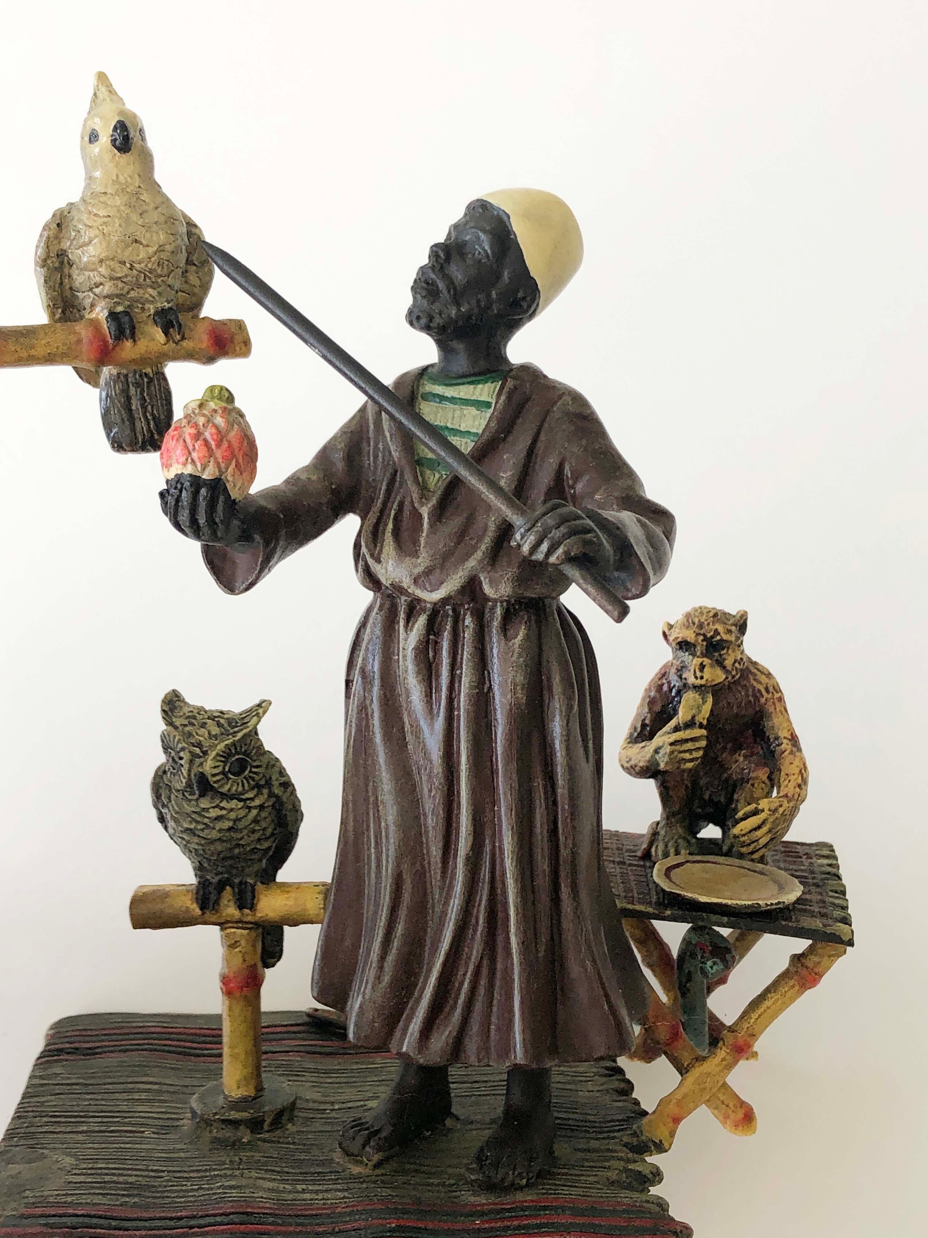 Entrenador de loros orientalista Vienna Bronze, Franz Bergman, Siglo XIX Bronceado en venta