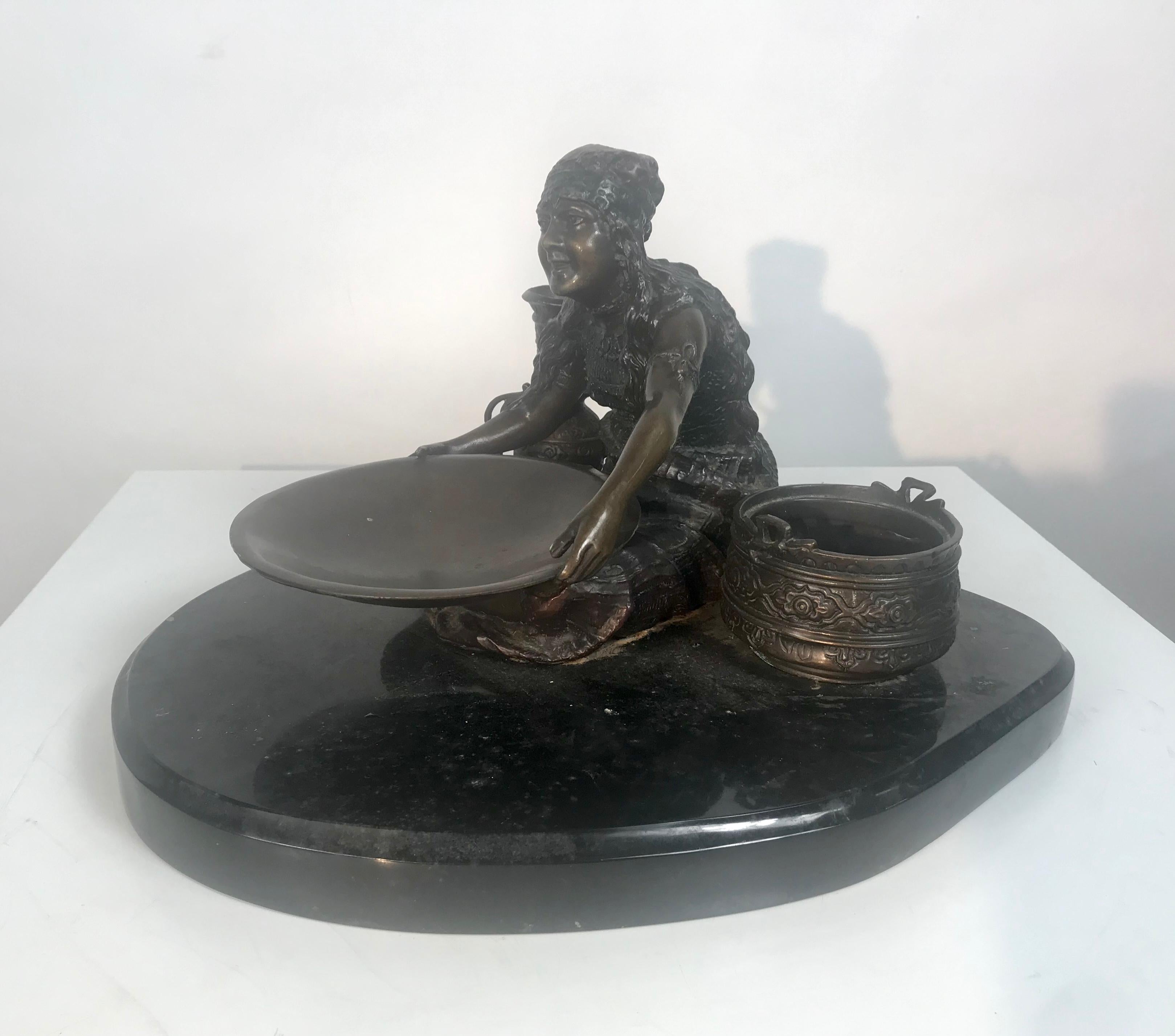 Orientalist Vienna Bronze Sculpture by Franz Xaver Bergmann ‘NAM GREB’ Signed For Sale 4