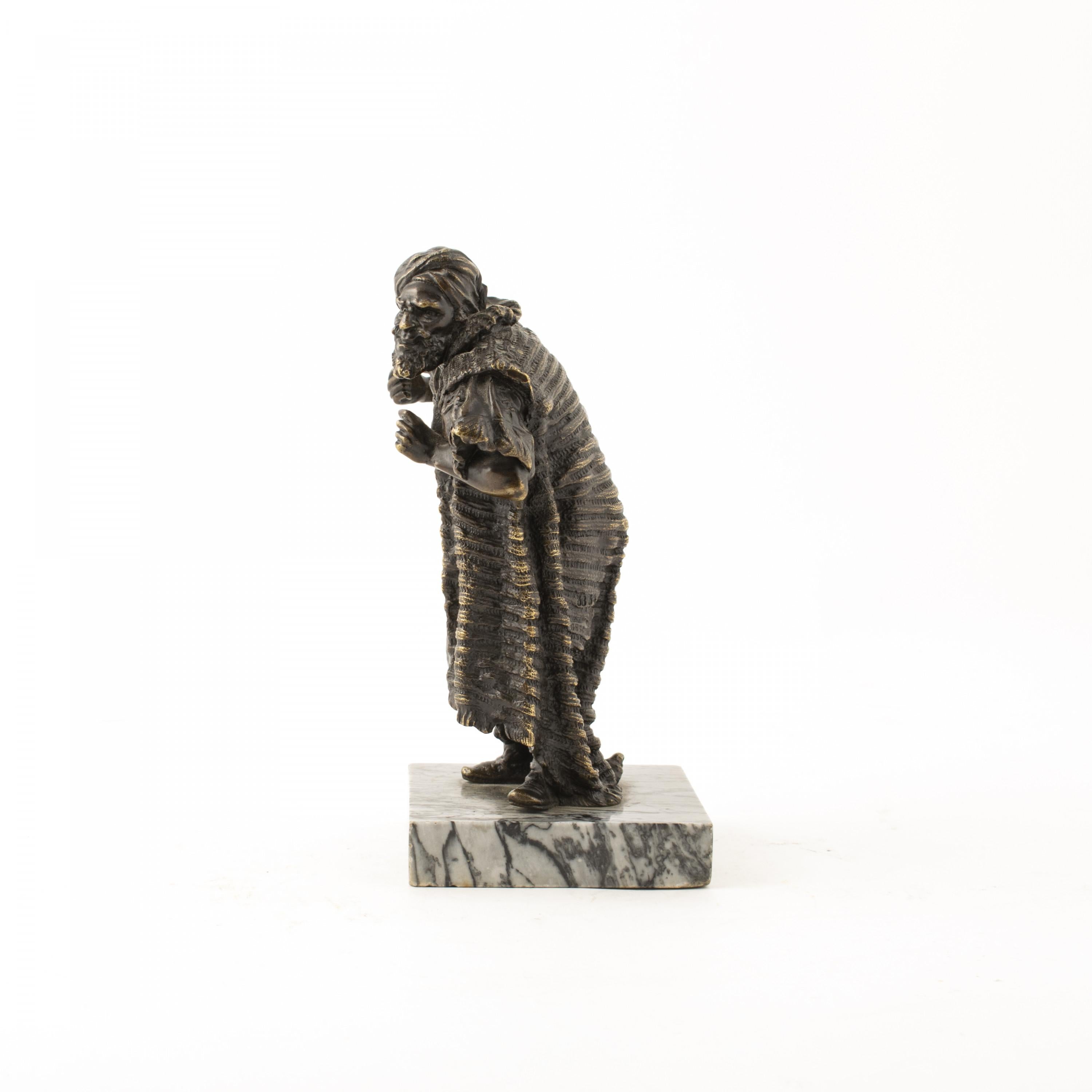 Early 20th Century Orientalist Vienna Bronze Sculpture by Franz Xavier Bergmann of Arab Merchant
