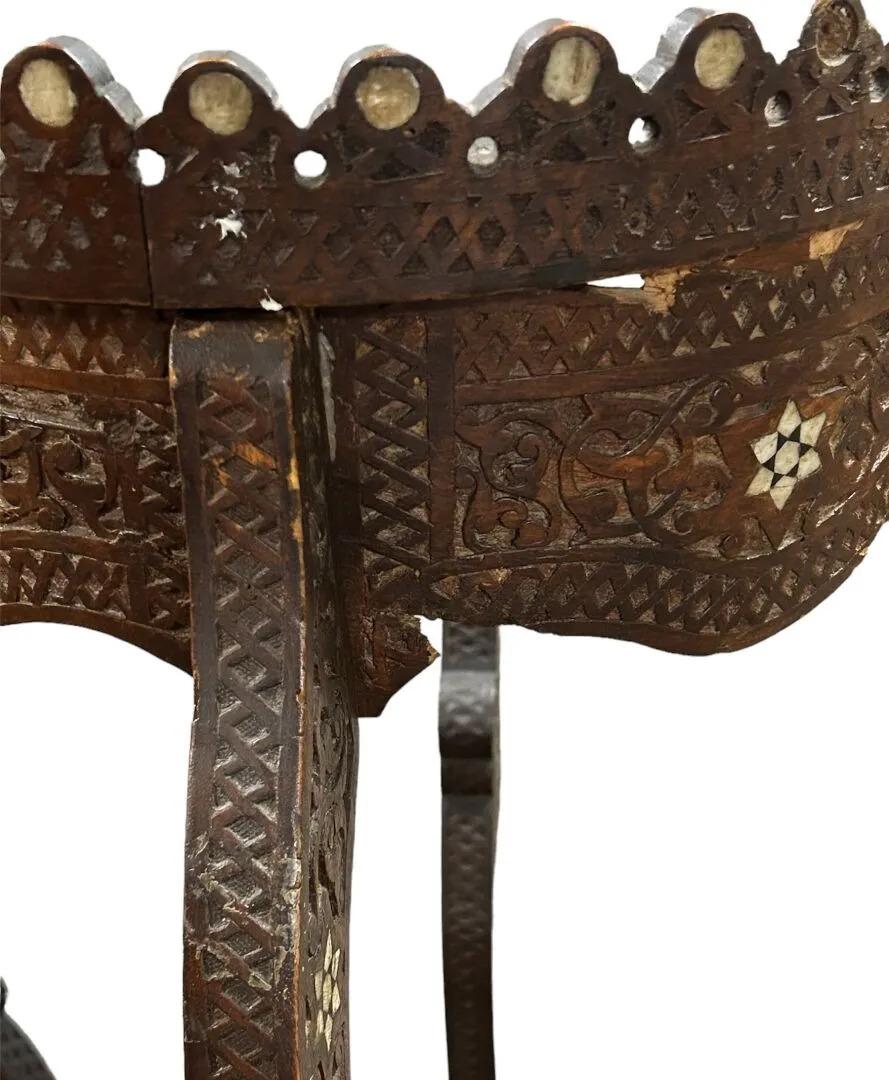 Maghreb Orientalist  Work, Pedestal in beech and bone circa 1880 For Sale